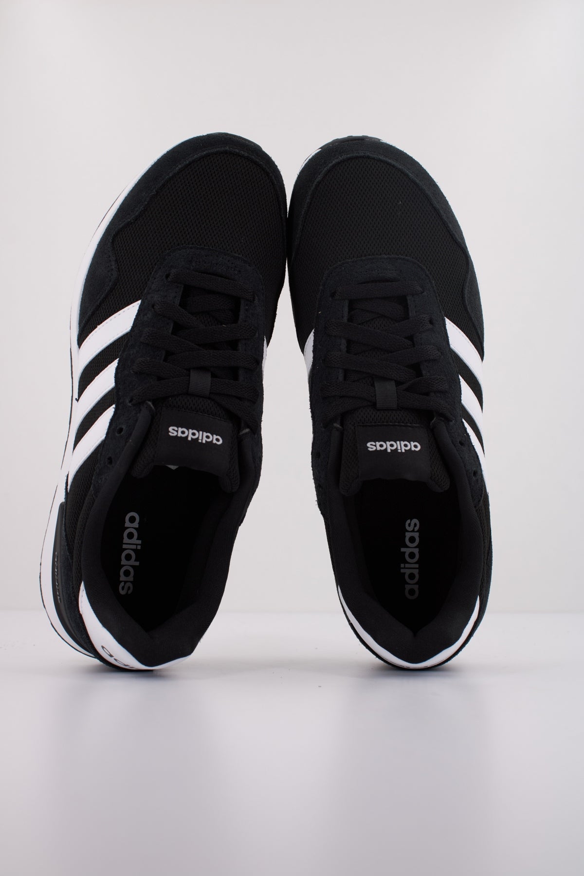 ADIDAS RUN s . en color NEGRO (3)