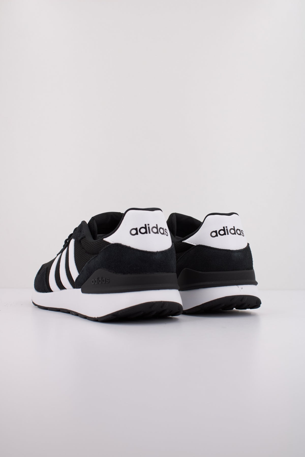 ADIDAS RUN s . en color NEGRO (4)