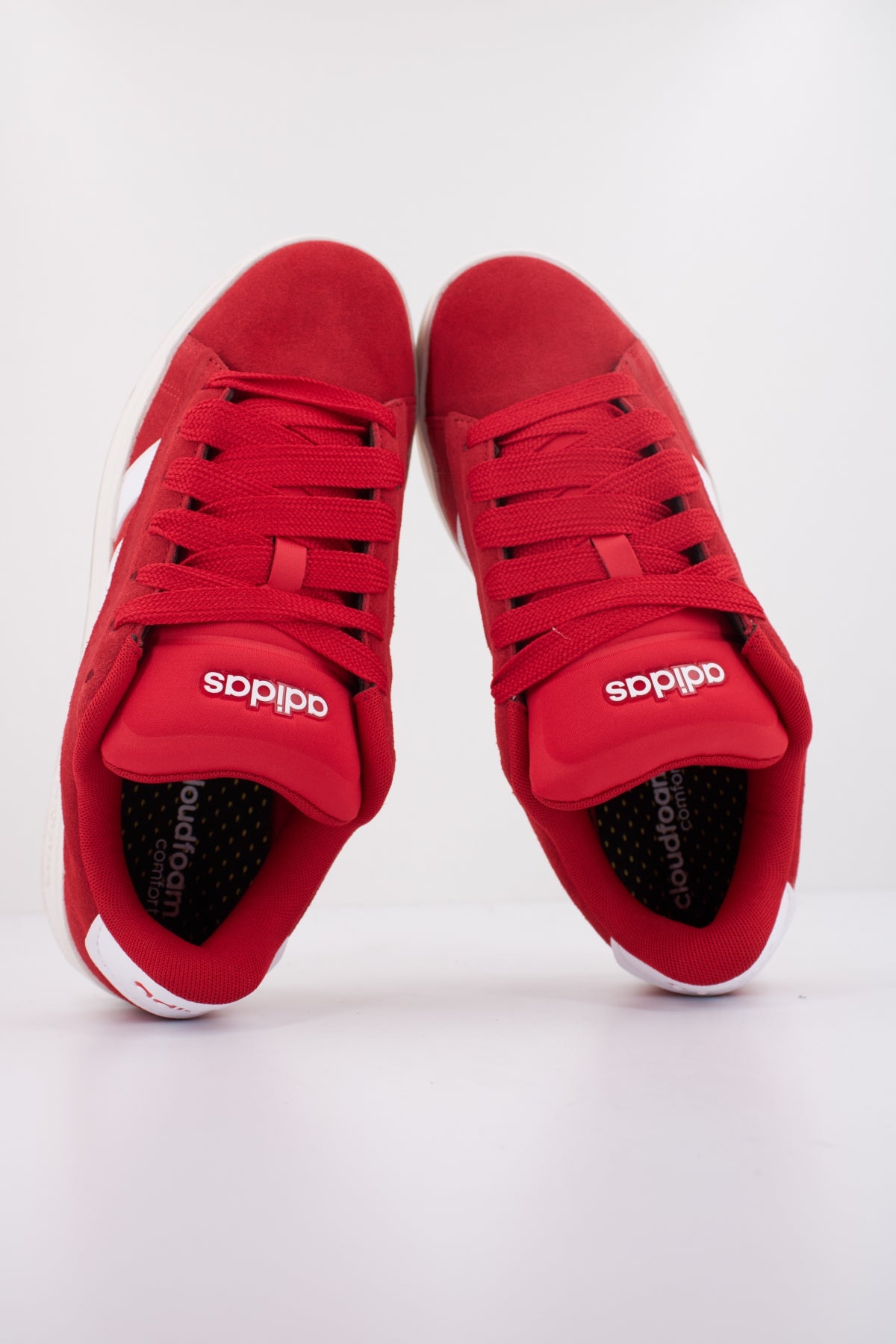 ADIDAS COURT ALPHA en color ROJO (3)