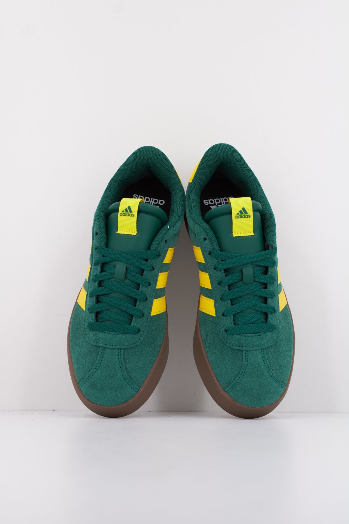 ADIDAS COURT . en color VERDE (3)