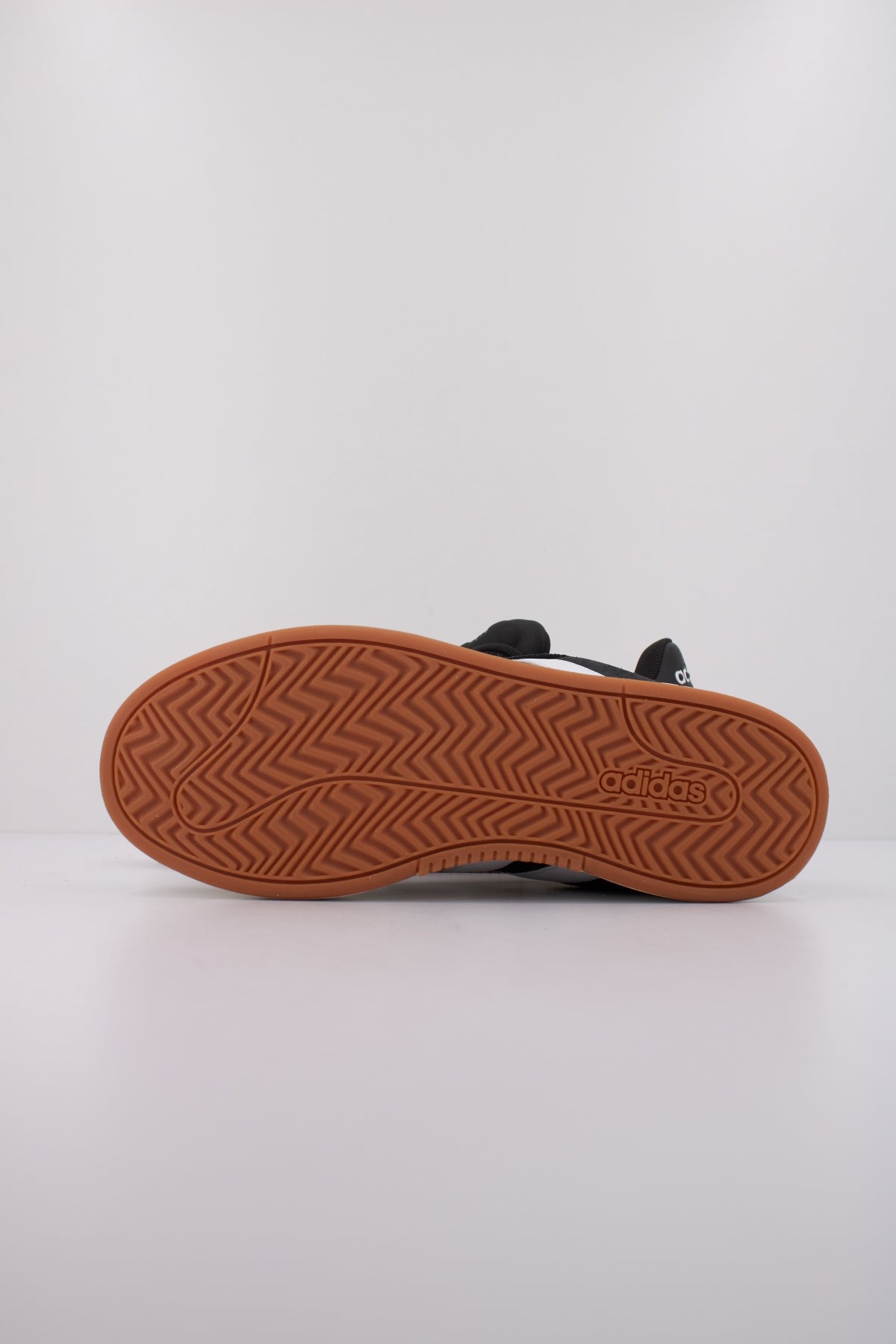 ADIDAS GRAND COURT ALPHA en color NEGRO (5)