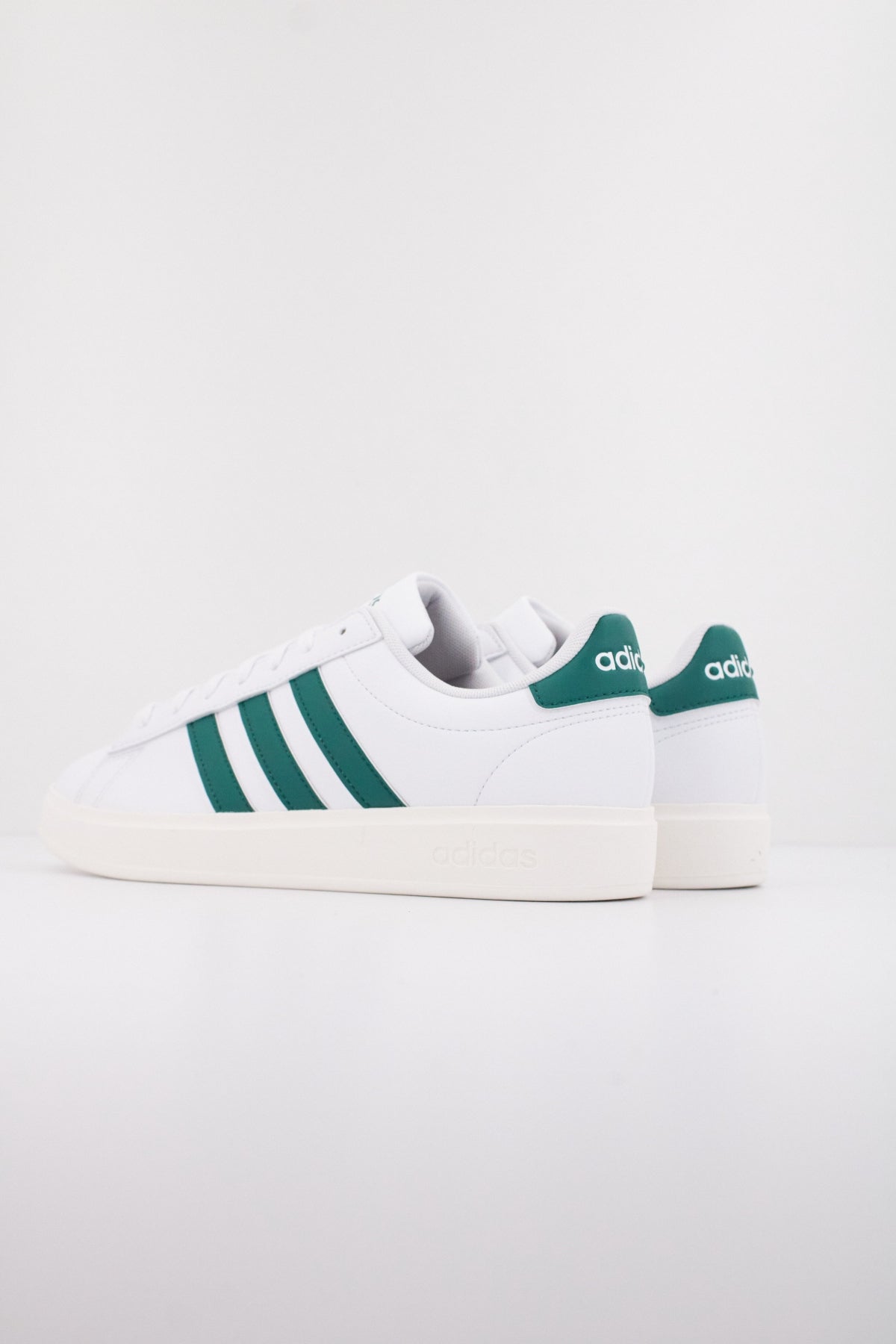 ADIDAS GRAND COURT . en color BLANCO (5)