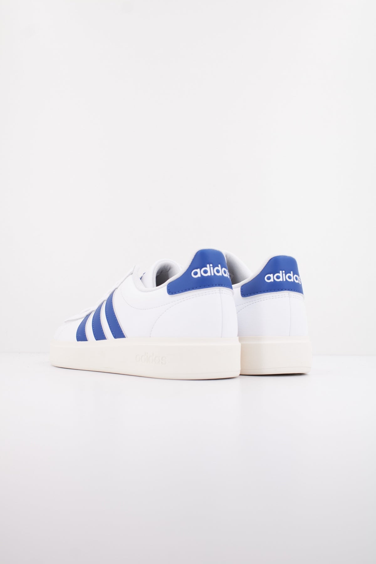 ADIDAS GRAND COURT . en color BLANCO (4)