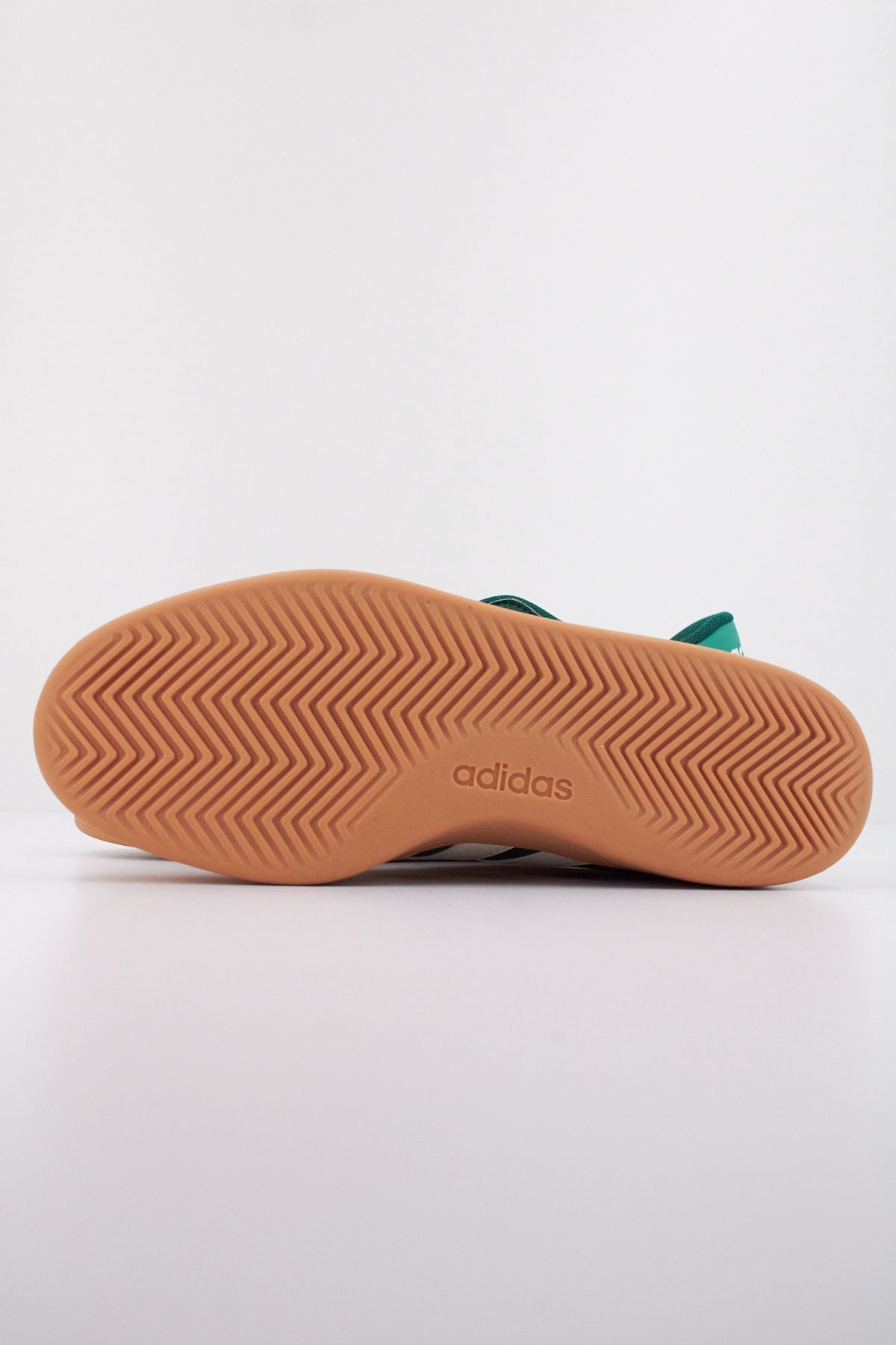 ADIDAS BREAKNET . en color VERDE  (4)