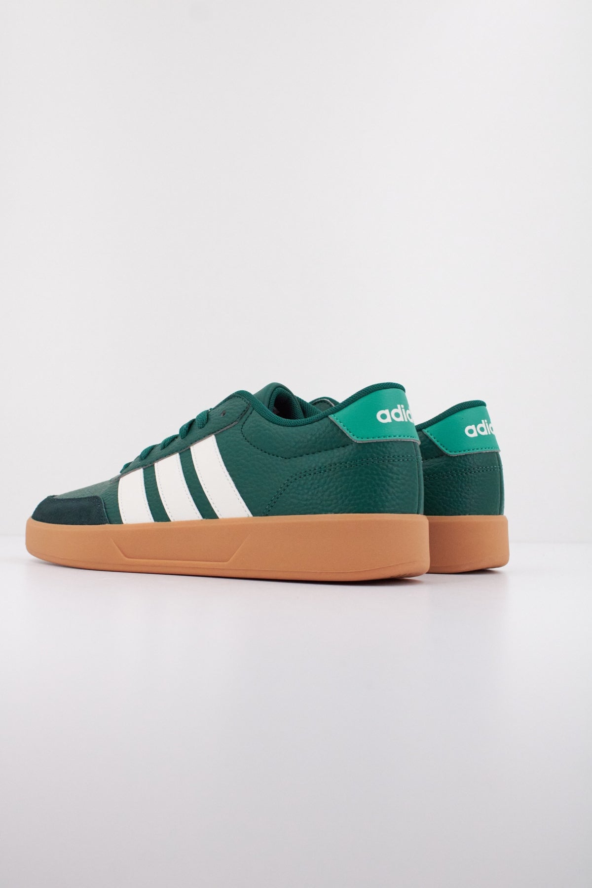 ADIDAS BREAKNET . en color VERDE  (5)