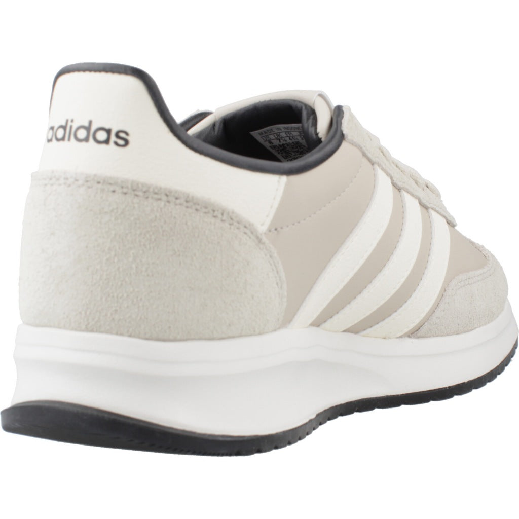 ADIDAS RUN s . en color BEIS (3)