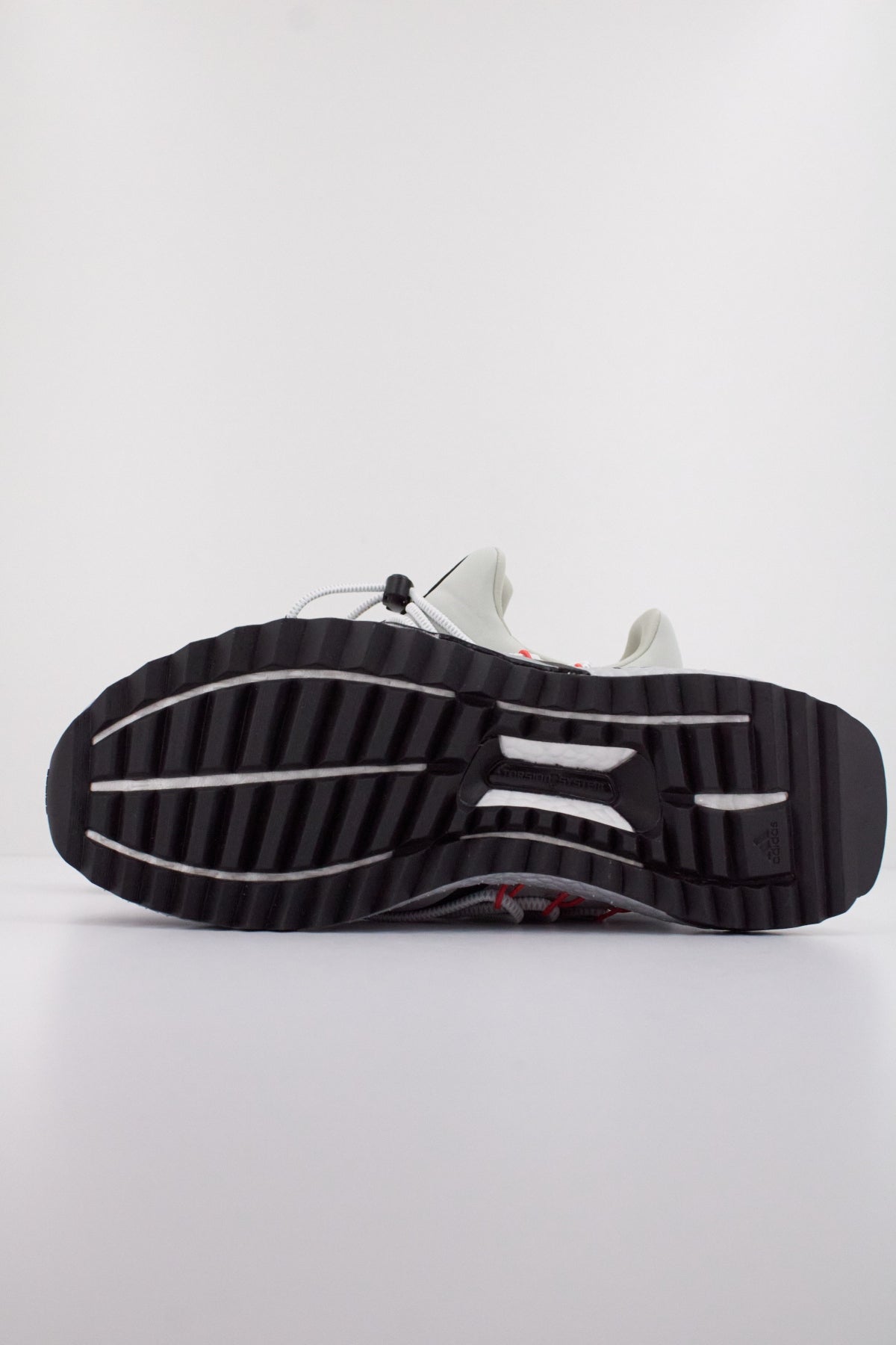 ADIDAS ADIDAS X MOON BOOT en color PLATA (4)