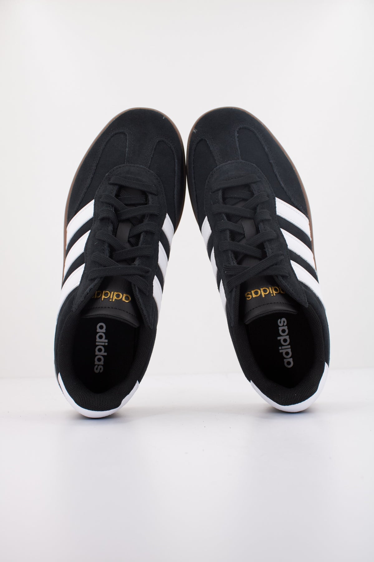 ADIDAS BARREDA en color NEGRO (3)