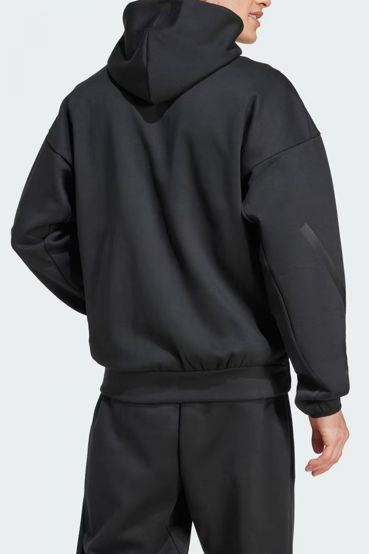 ADIDAS JE M Z.N.E. FZ en color NEGRO (3)