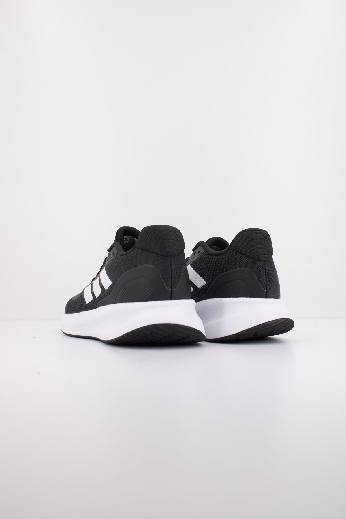 ADIDAS RUNFALCON en color NEGRO (4)