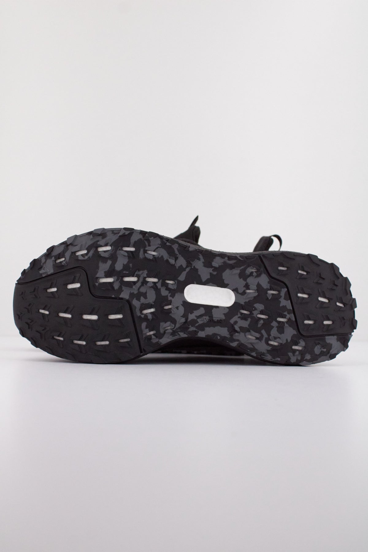 ADIDAS PUREBOOST CLIMAWA en color NEGRO (4)