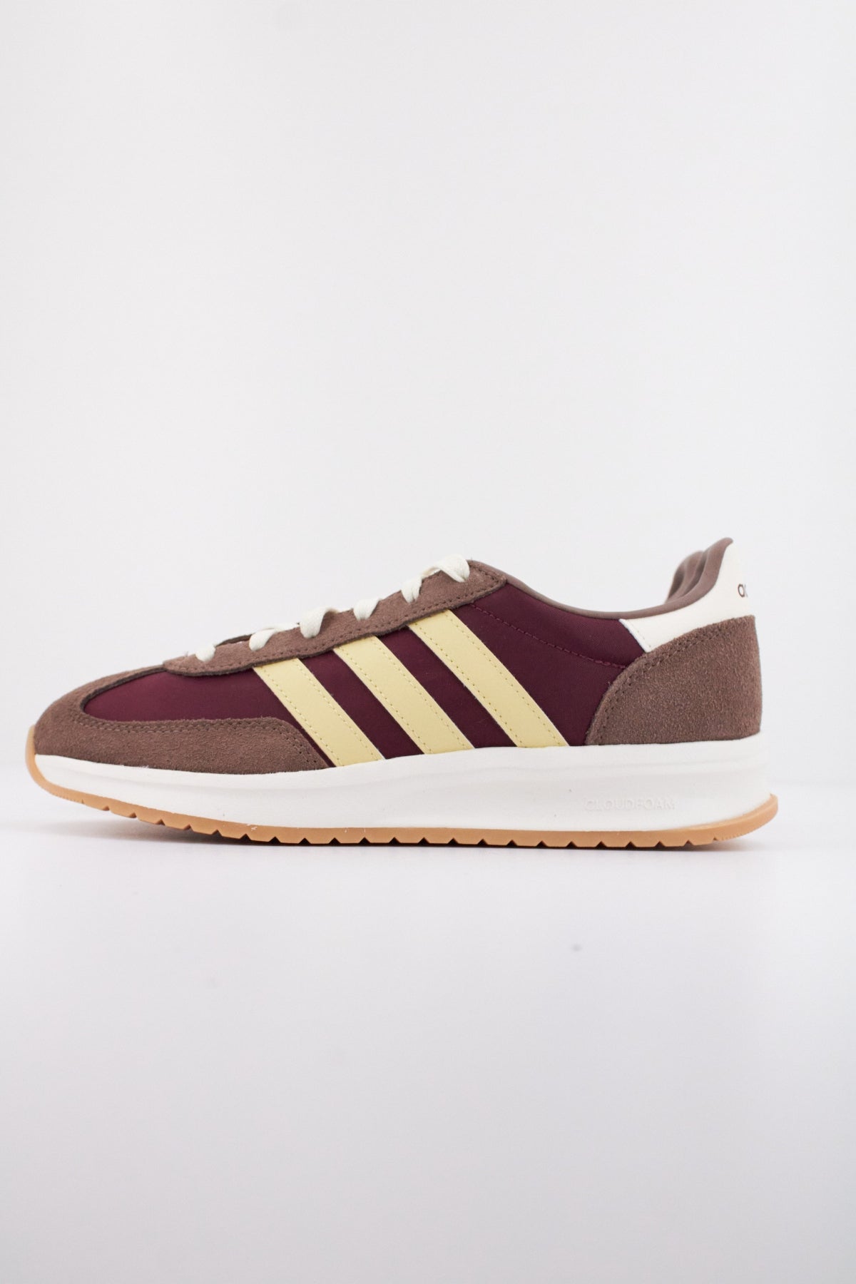ADIDAS RUN s . en color BURDEOS (1)