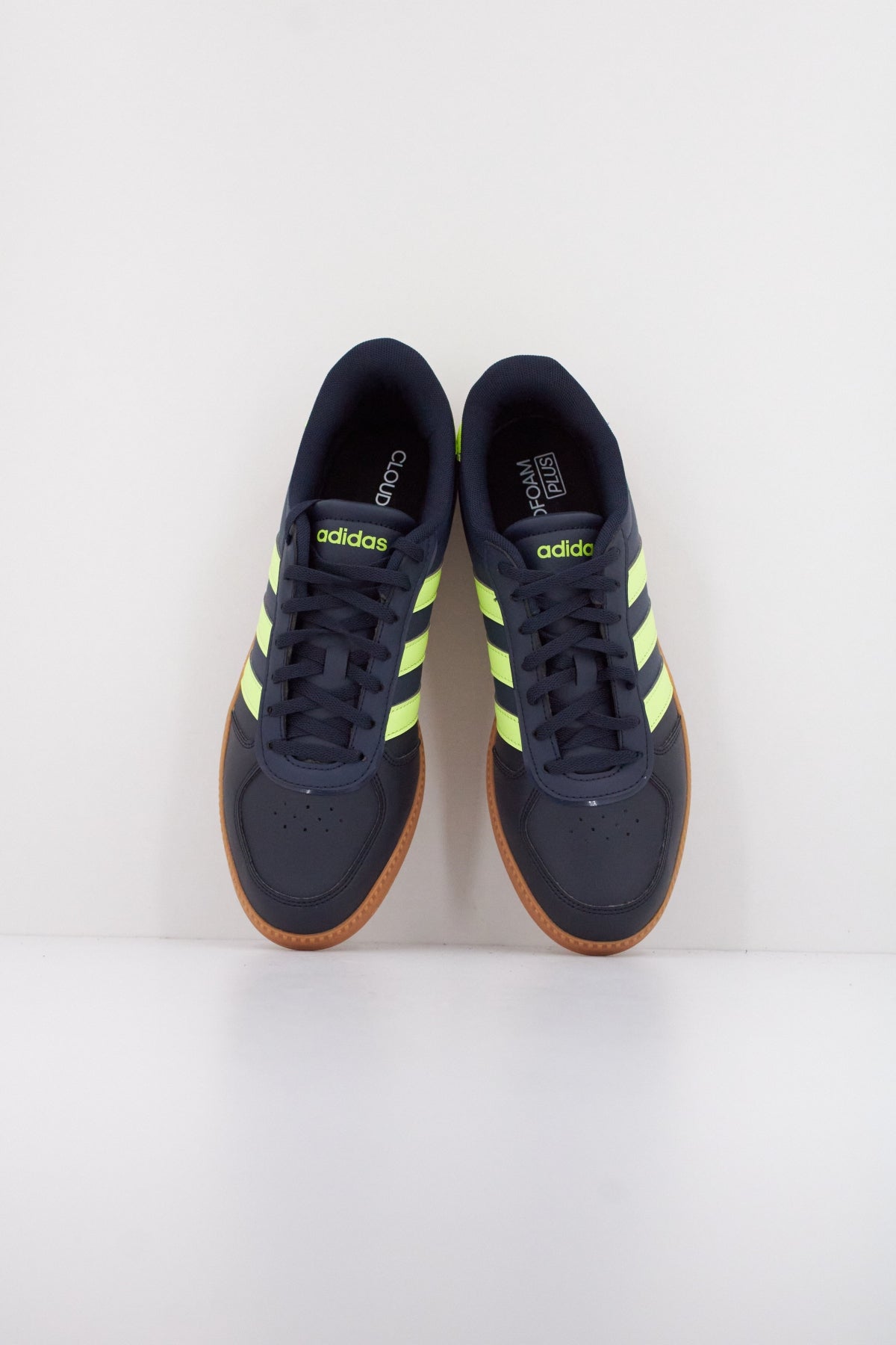 ADIDAS BREAKNET SLEEK en color AZUL (3)