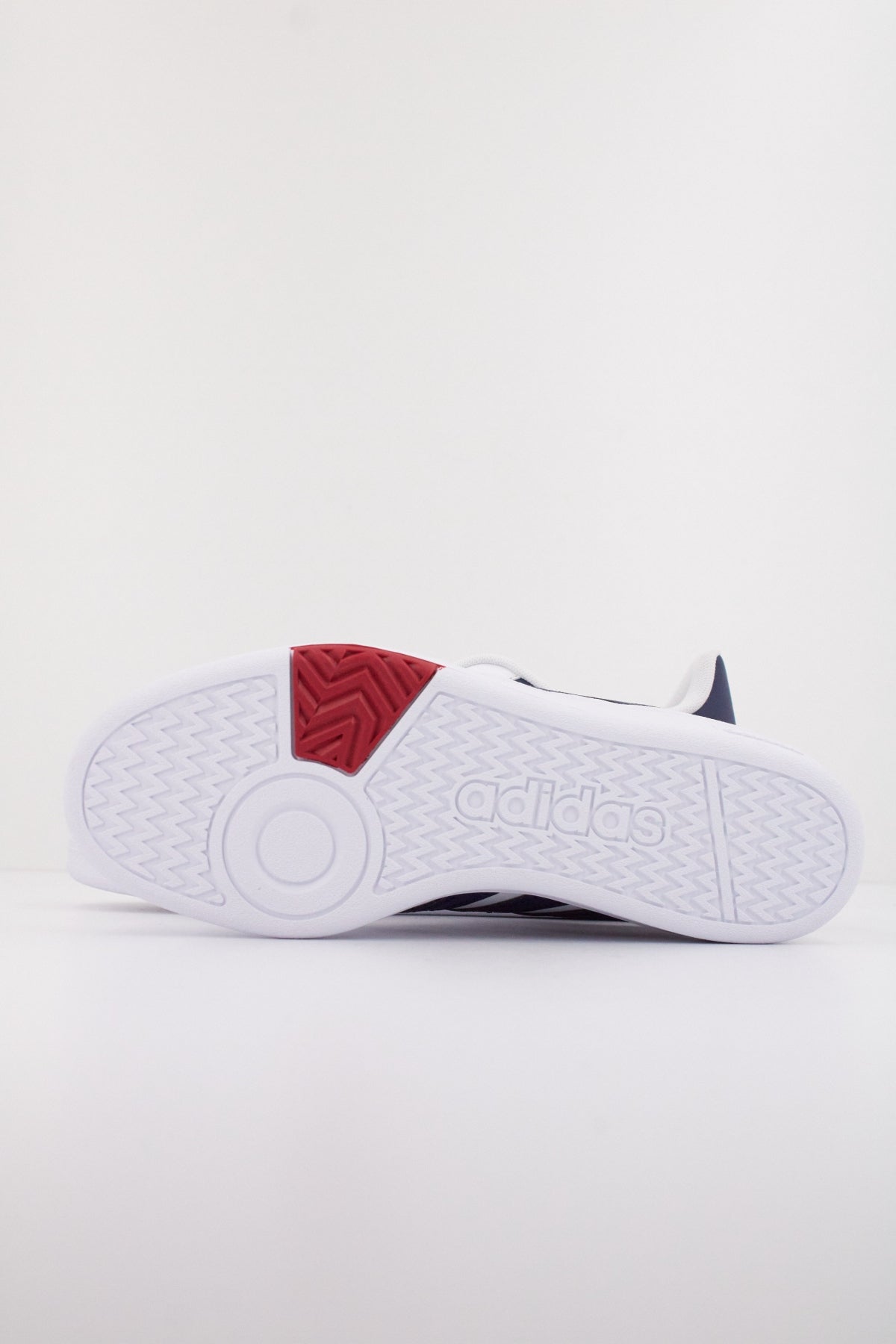 ADIDAS HOOPS . en color BLANCO (4)
