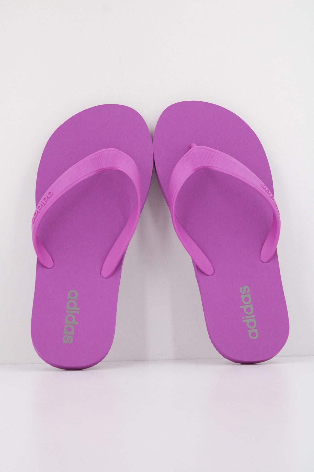 ADIDAS KEITAKI ALPHA en color VIOLETA (3)