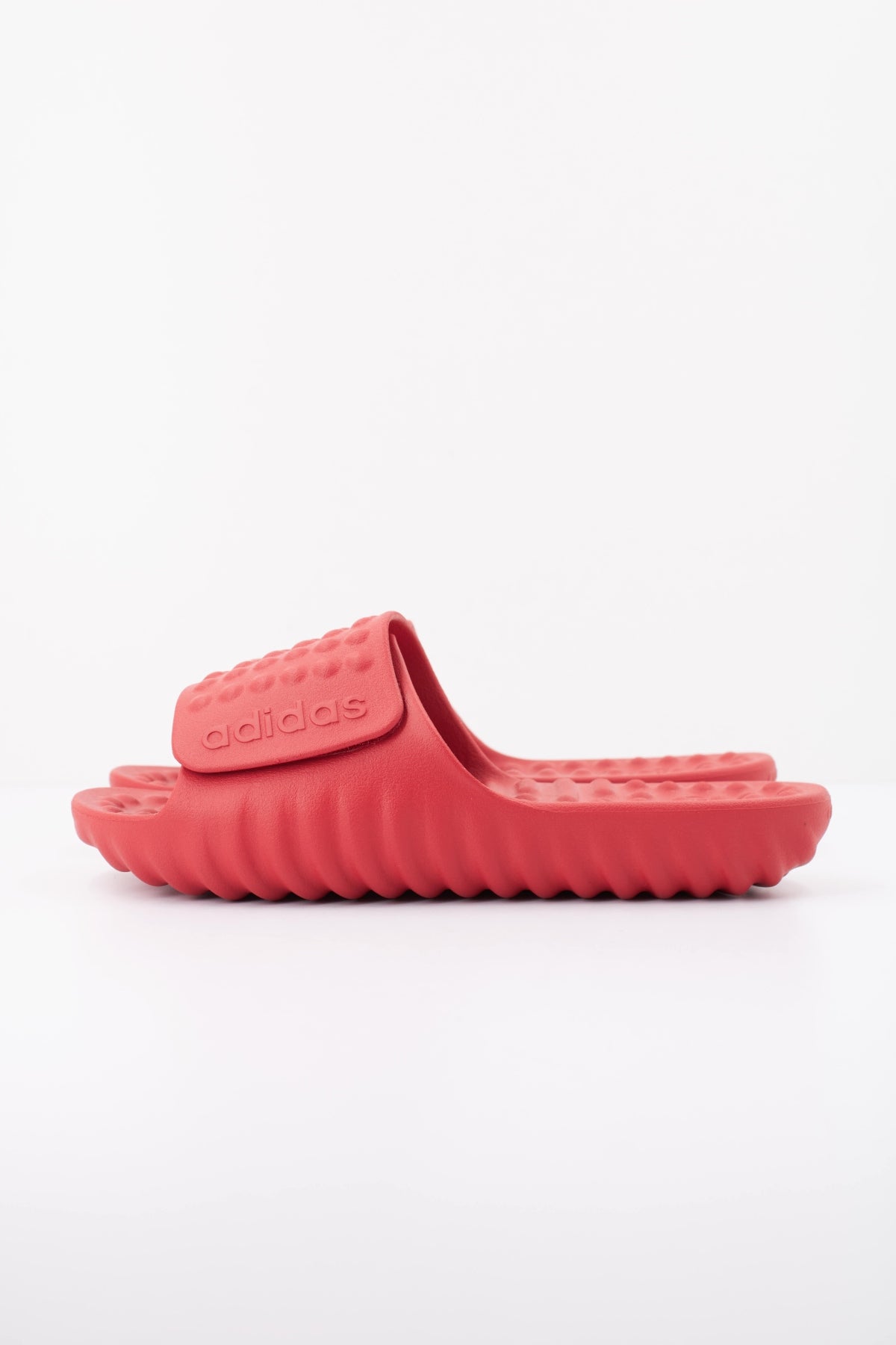 ADIDAS ADISSAGE REC en color ROJO (1)