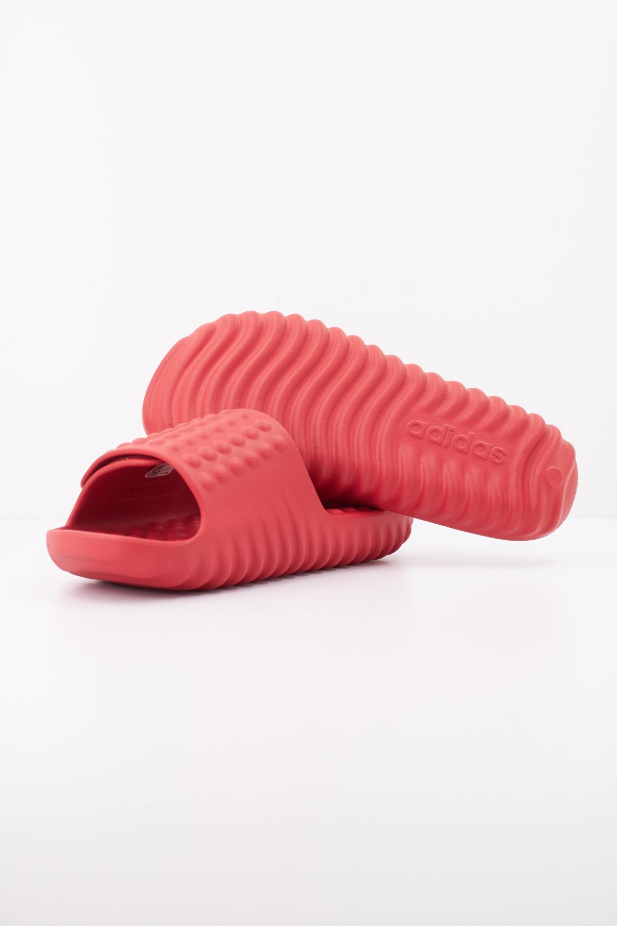 ADIDAS ADISSAGE REC en color ROJO (5)