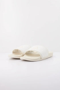 ADIDAS ADILETTE COMFORT en color BLANCO (2)