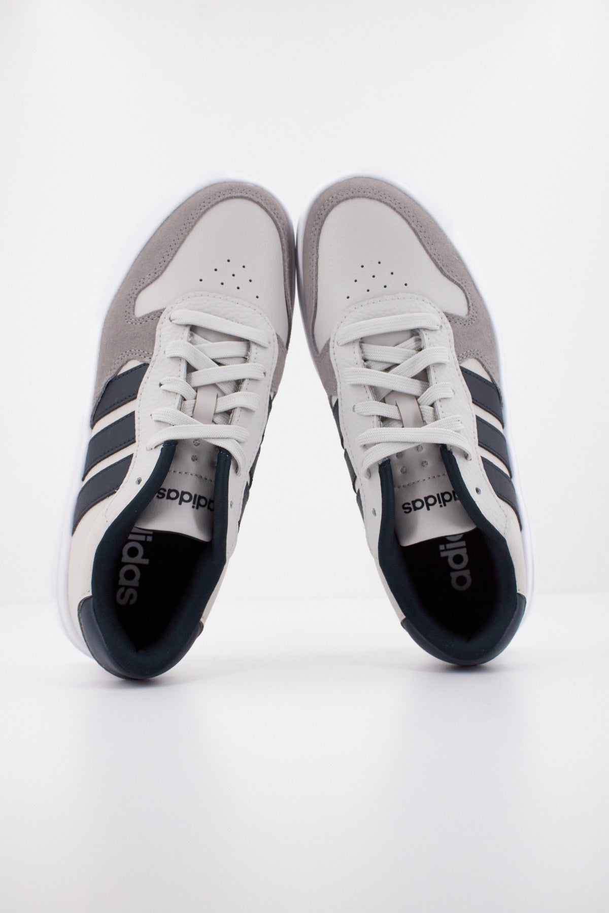 ADIDAS LITECOURT en color GRIS (3)