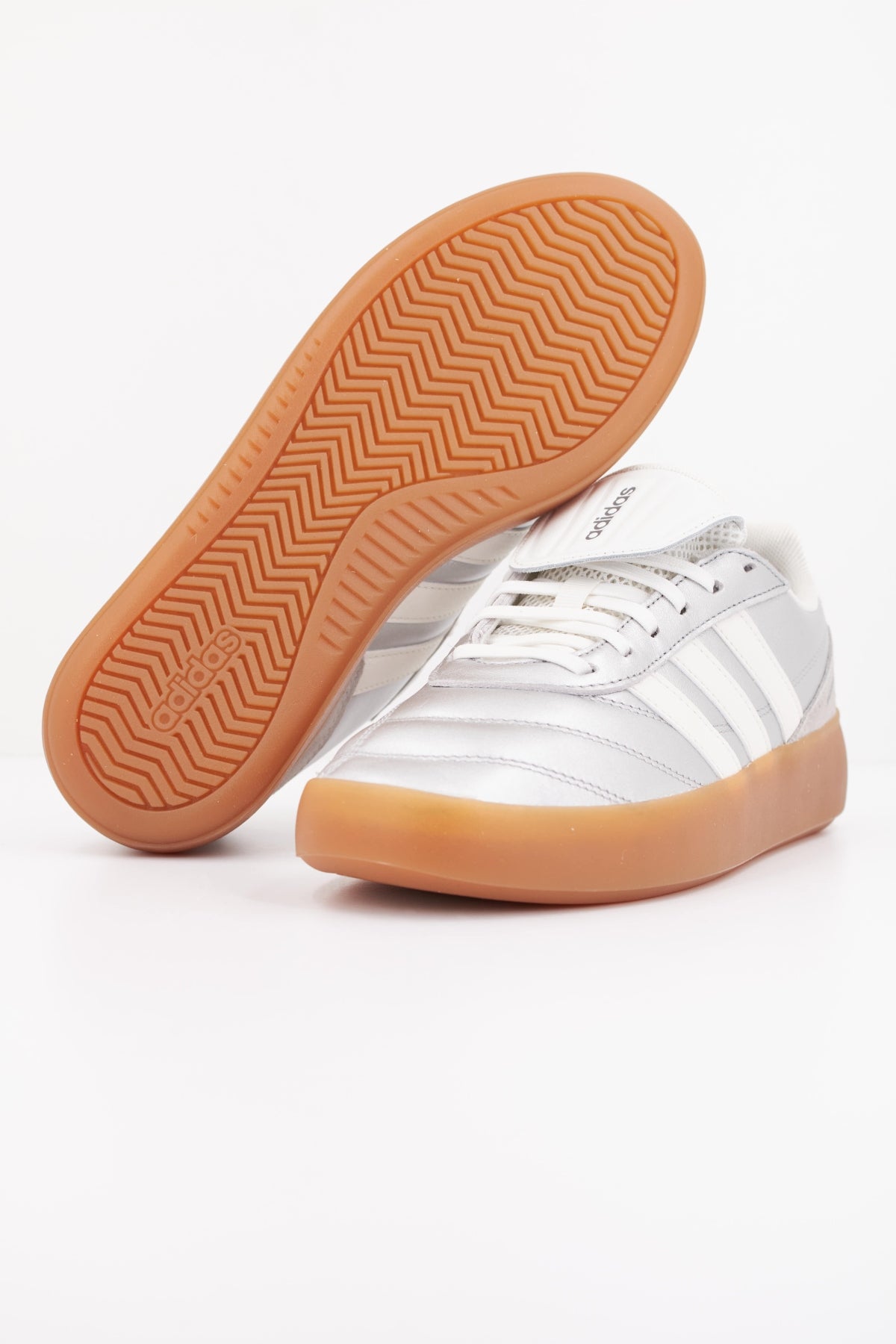 ADIDAS BARREDA MUNDIAL en color PLATA (5)