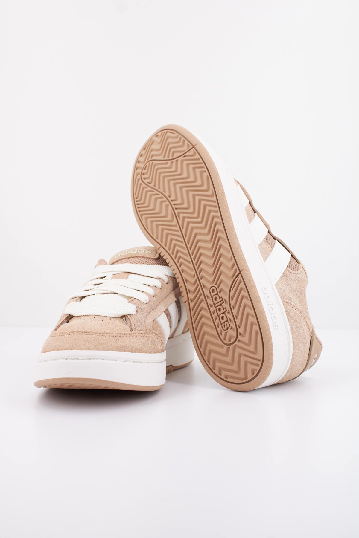 ADIDAS GC ALPHA SK en color MARRON (5)