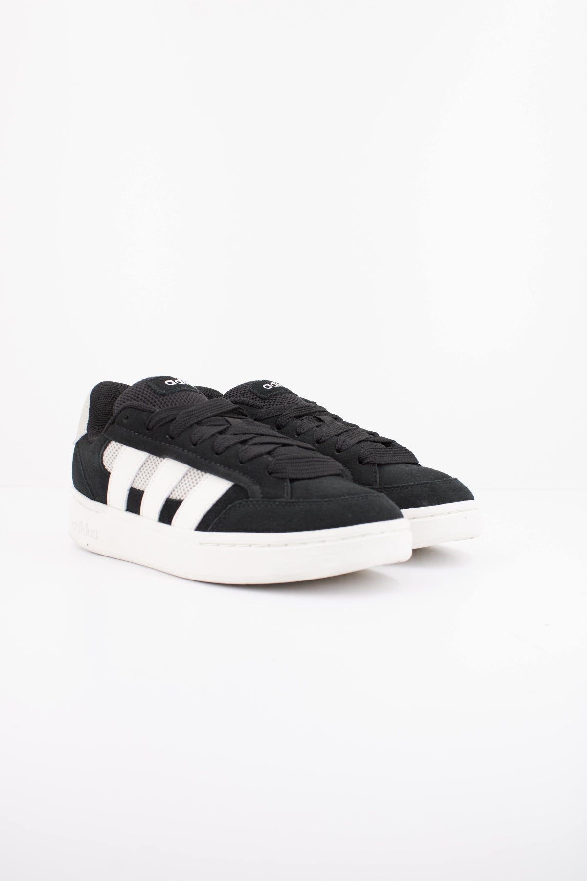 ADIDAS GC ALPHA SK en color NEGRO (2)