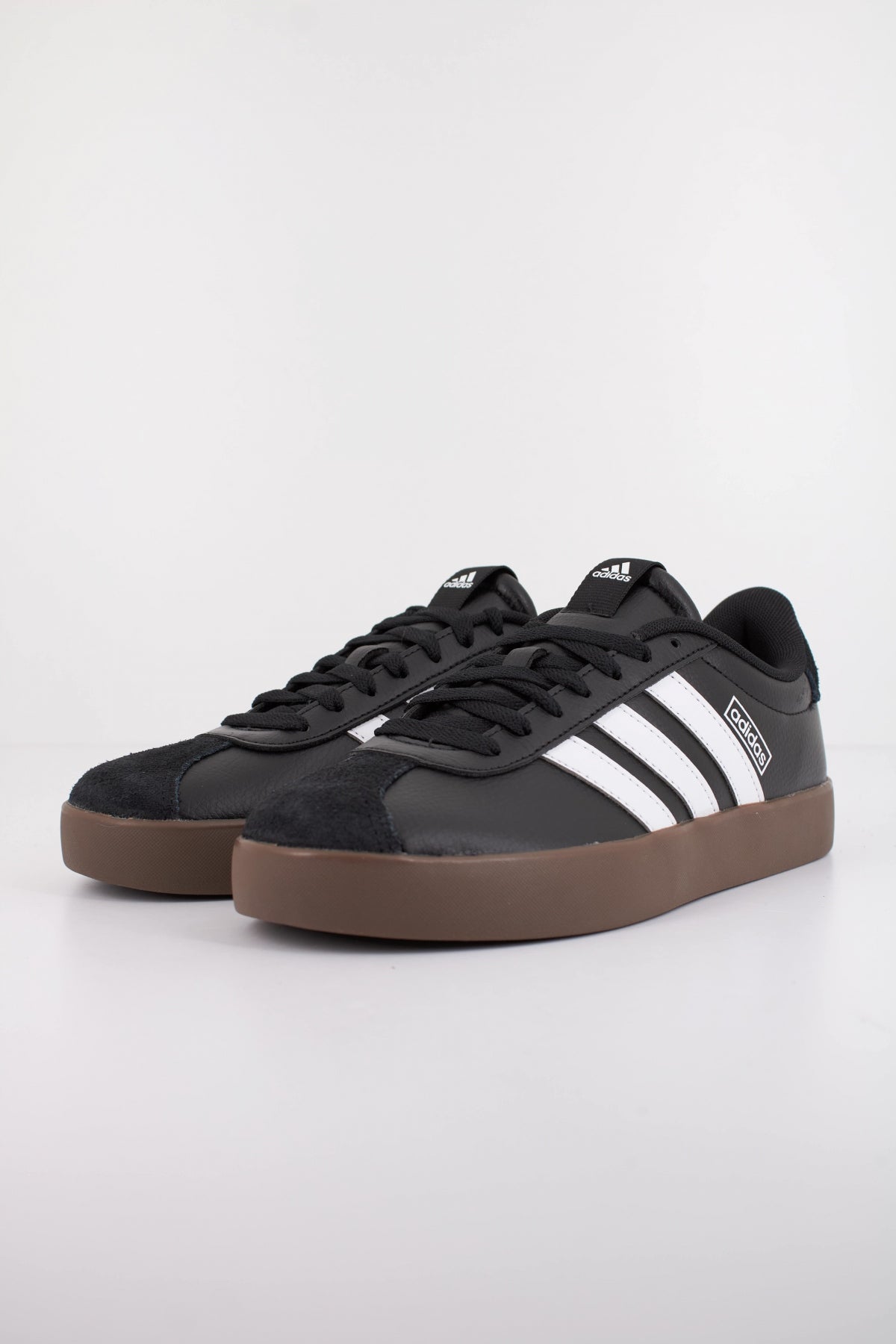 ADIDAS VL COURT . en color NEGRO (2)