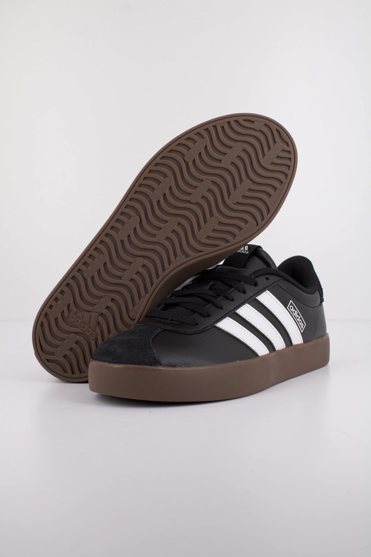 ADIDAS VL COURT . en color NEGRO (4)