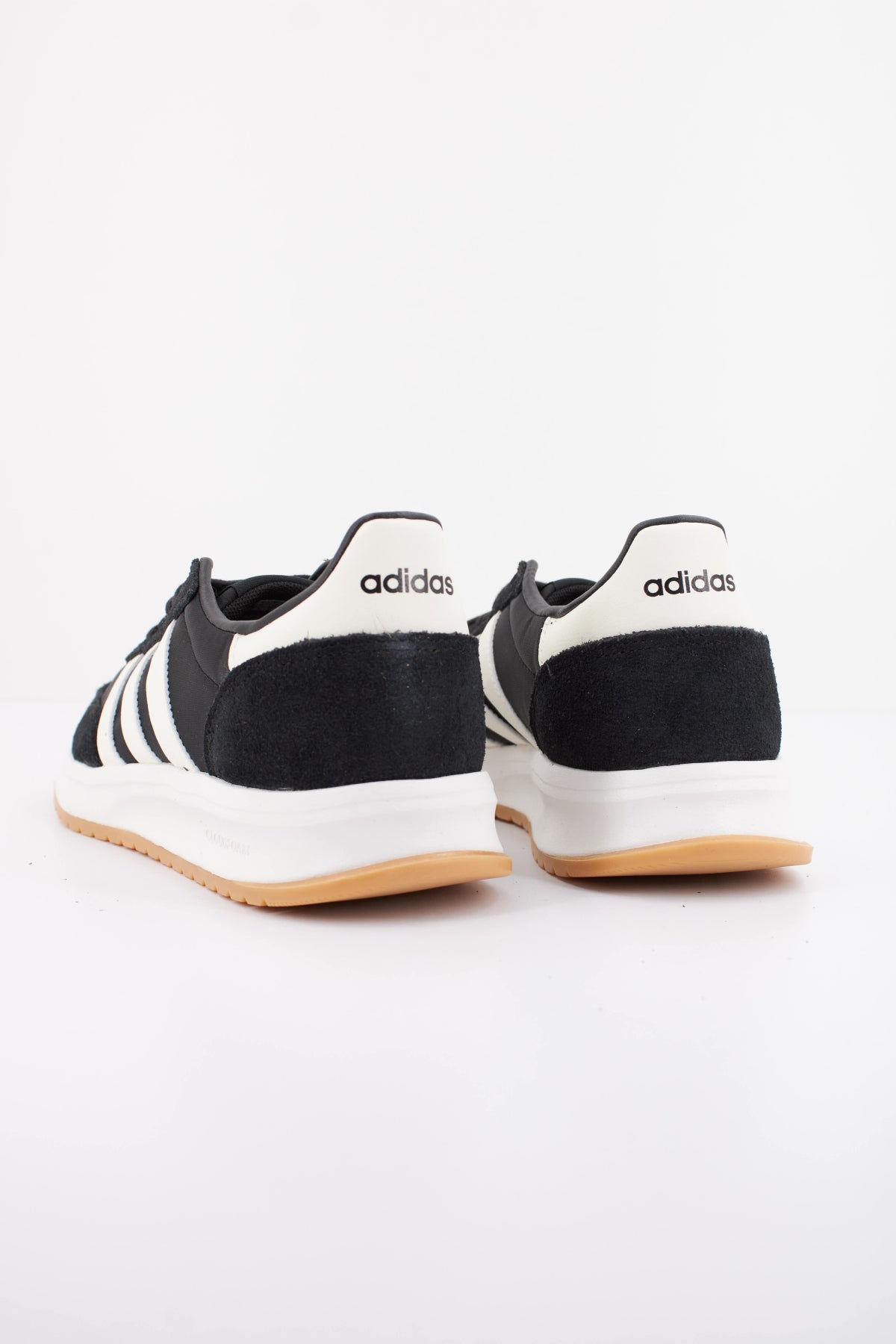 ADIDAS RUN S . en color NEGRO (4)