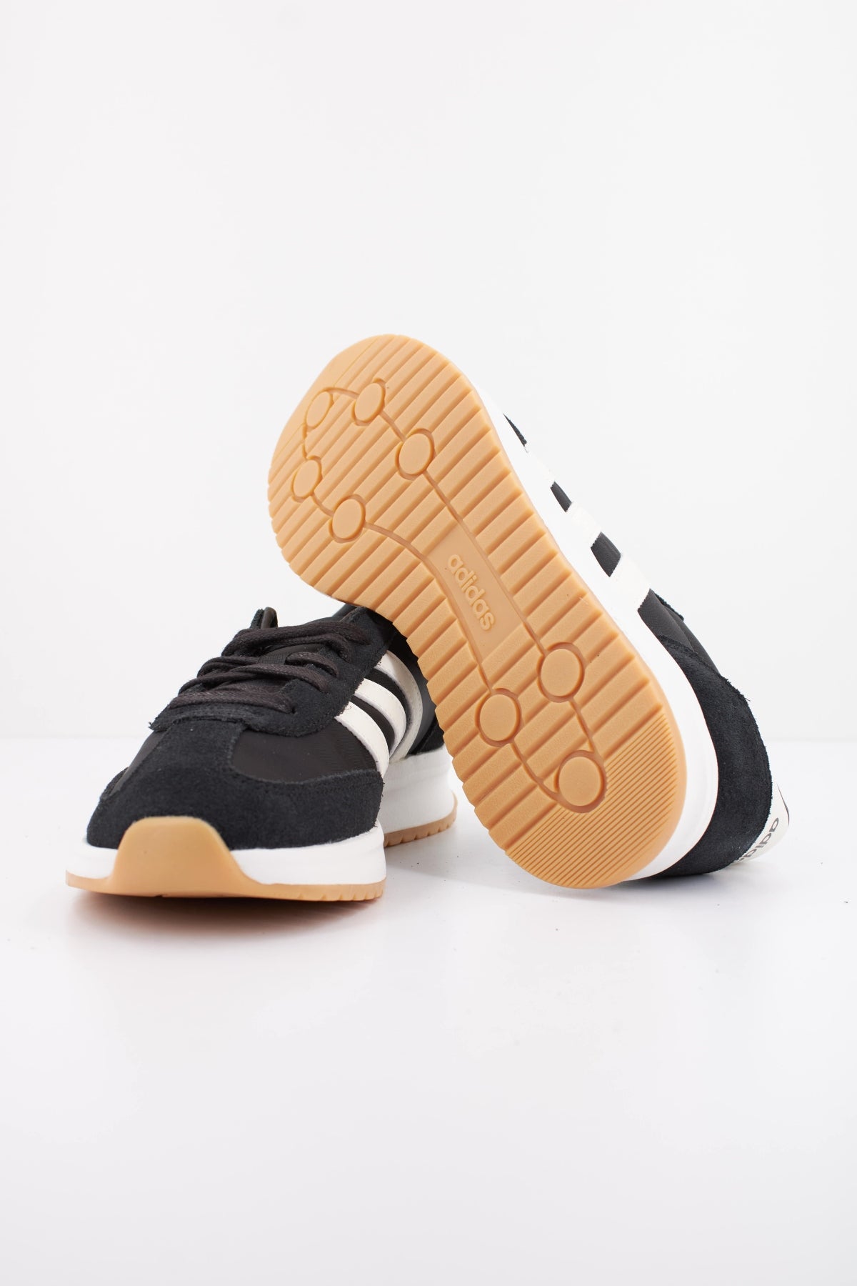 ADIDAS RUN S . en color NEGRO (5)