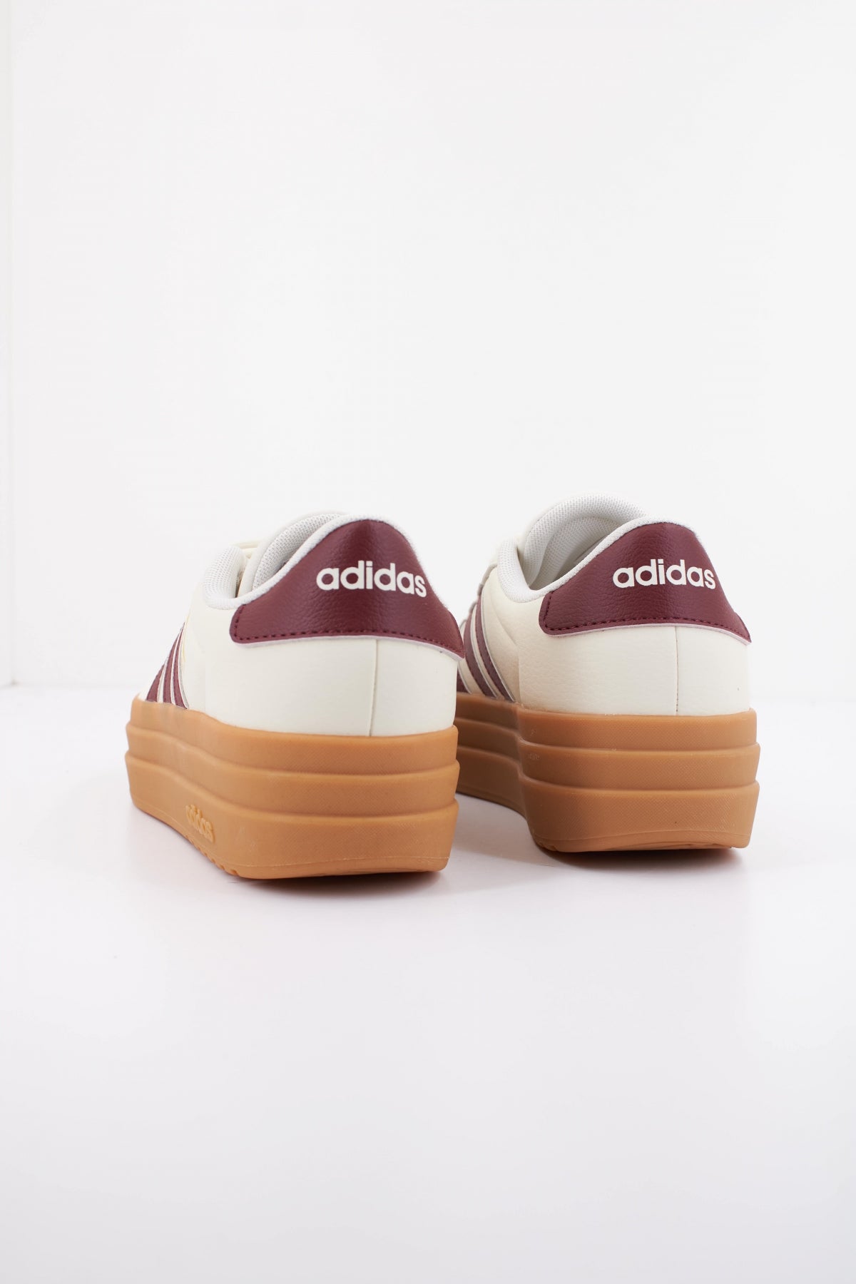 ADIDAS VL COURT BOLD en color BLANCO (4)