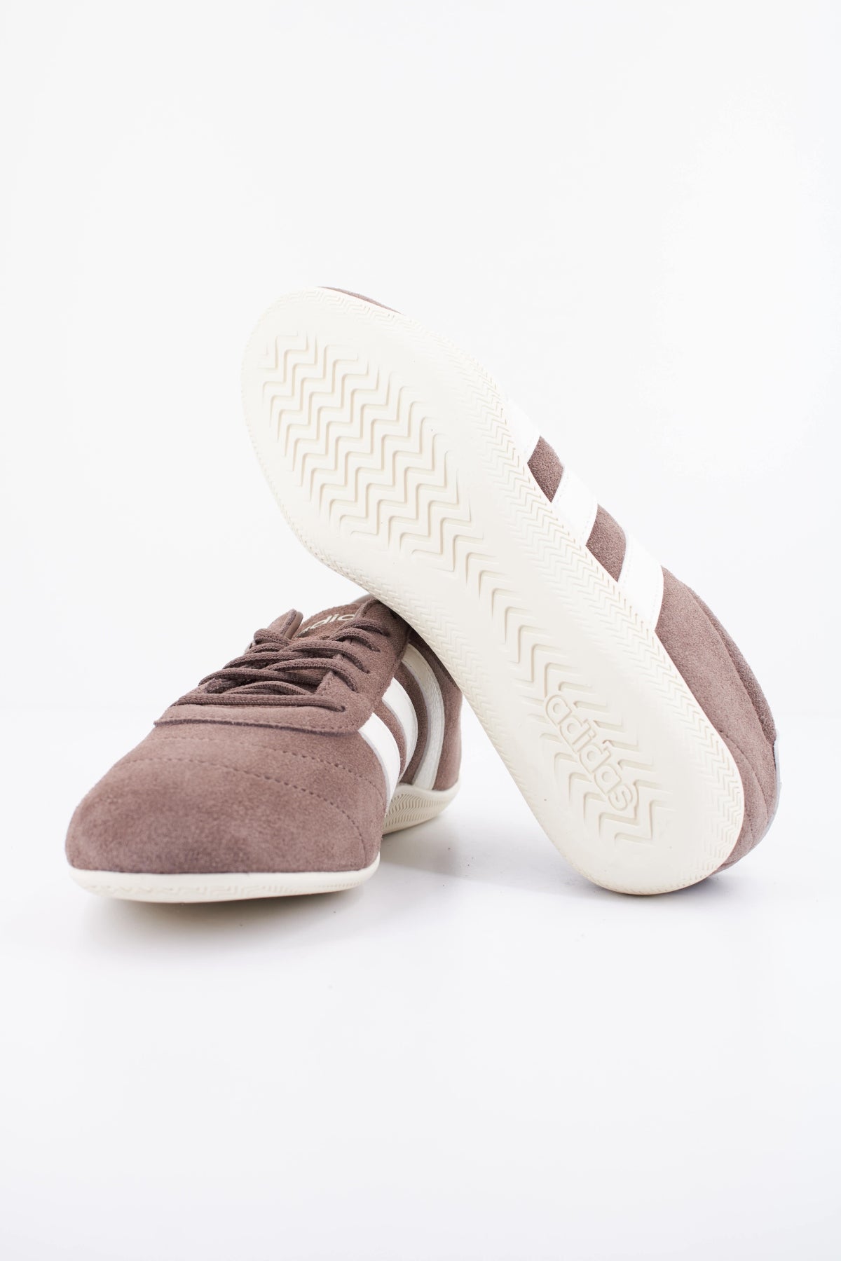 ADIDAS GRAND COURT LO en color MARRON (5)