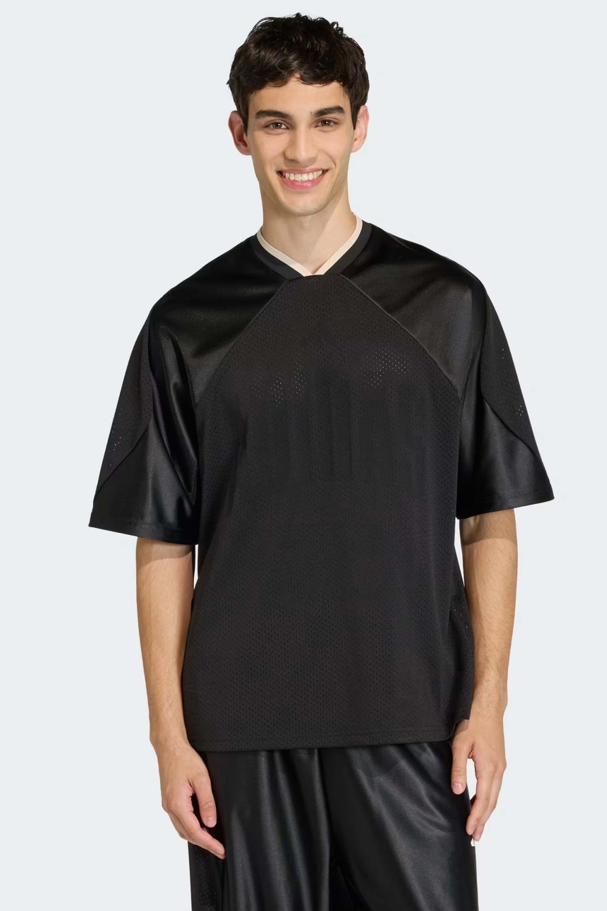 ADIDAS JZ M en color NEGRO (1)