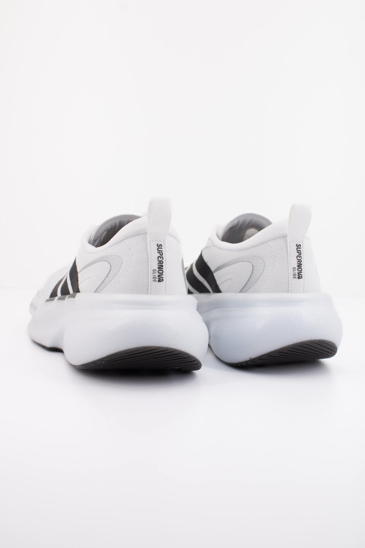 ADIDAS SUPERNOVA GLIDE W en color BLANCO (4)
