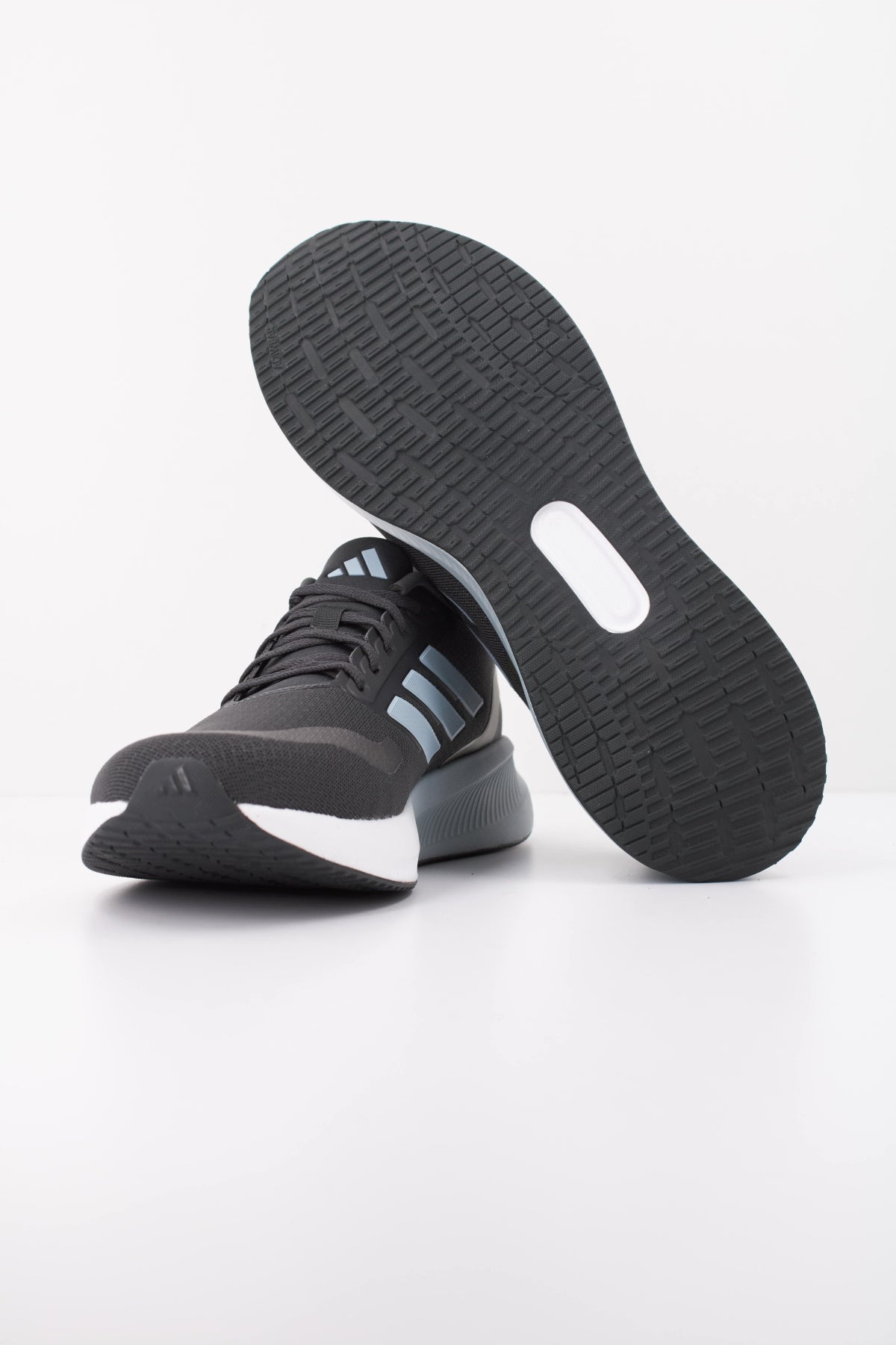 ADIDAS RUNFALCON en color NEGRO (5)