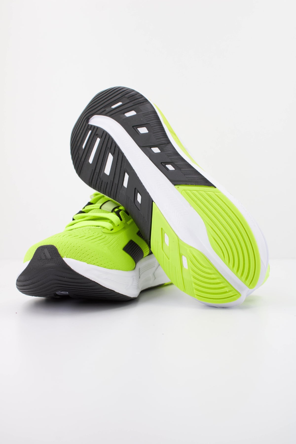 ADIDAS QUESTAR M en color VERDE (5)