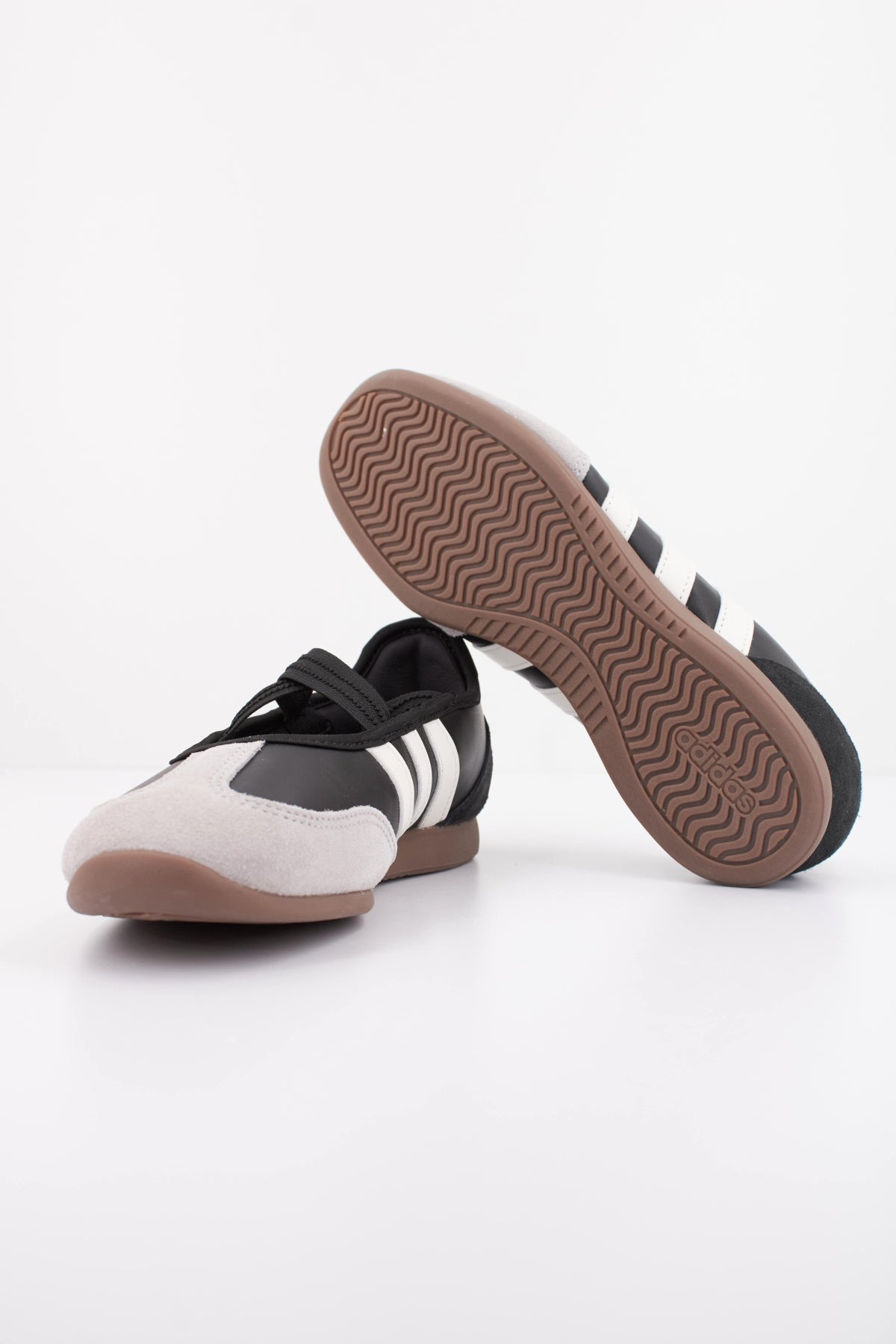 ADIDAS BARREDA MARY JANE en color NEGRO (5)