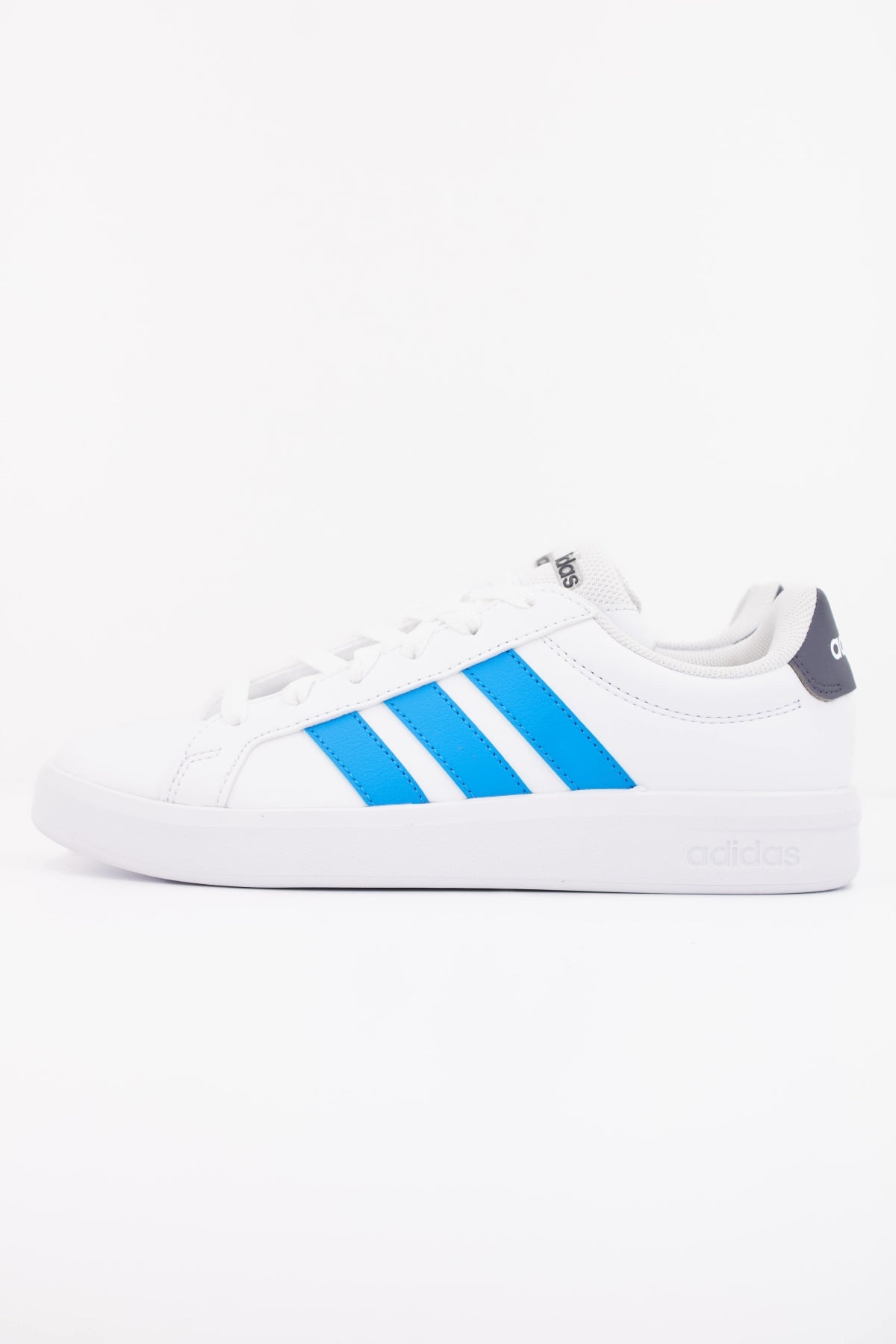 ADIDAS GRAND COURT . J en color BLANCO (1)