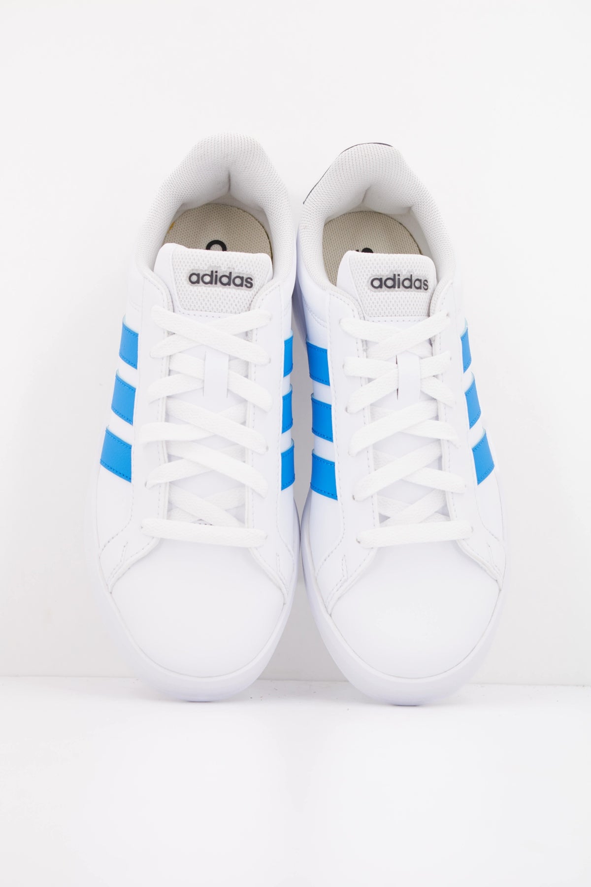 ADIDAS GRAND COURT . J en color BLANCO (3)