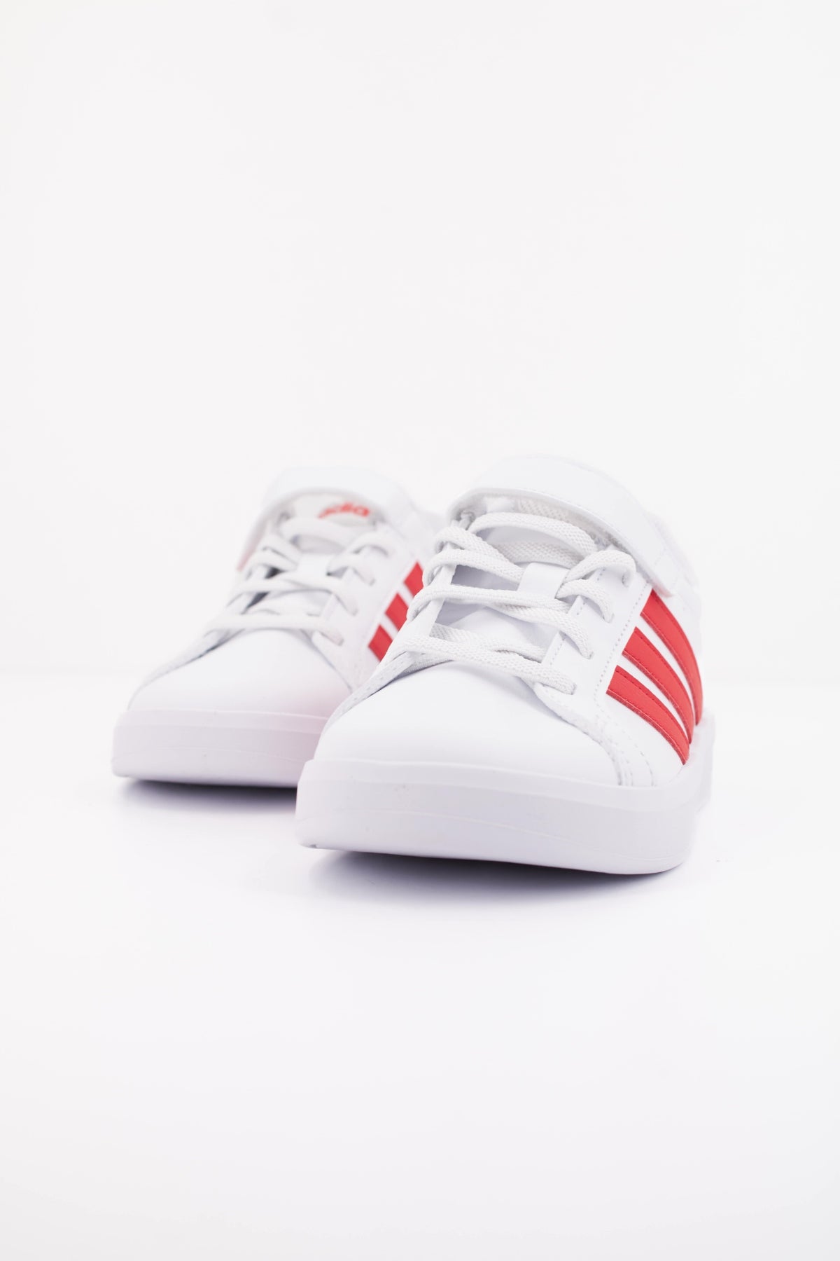 ADIDAS GRAND COURT . EL en color BLANCO (2)