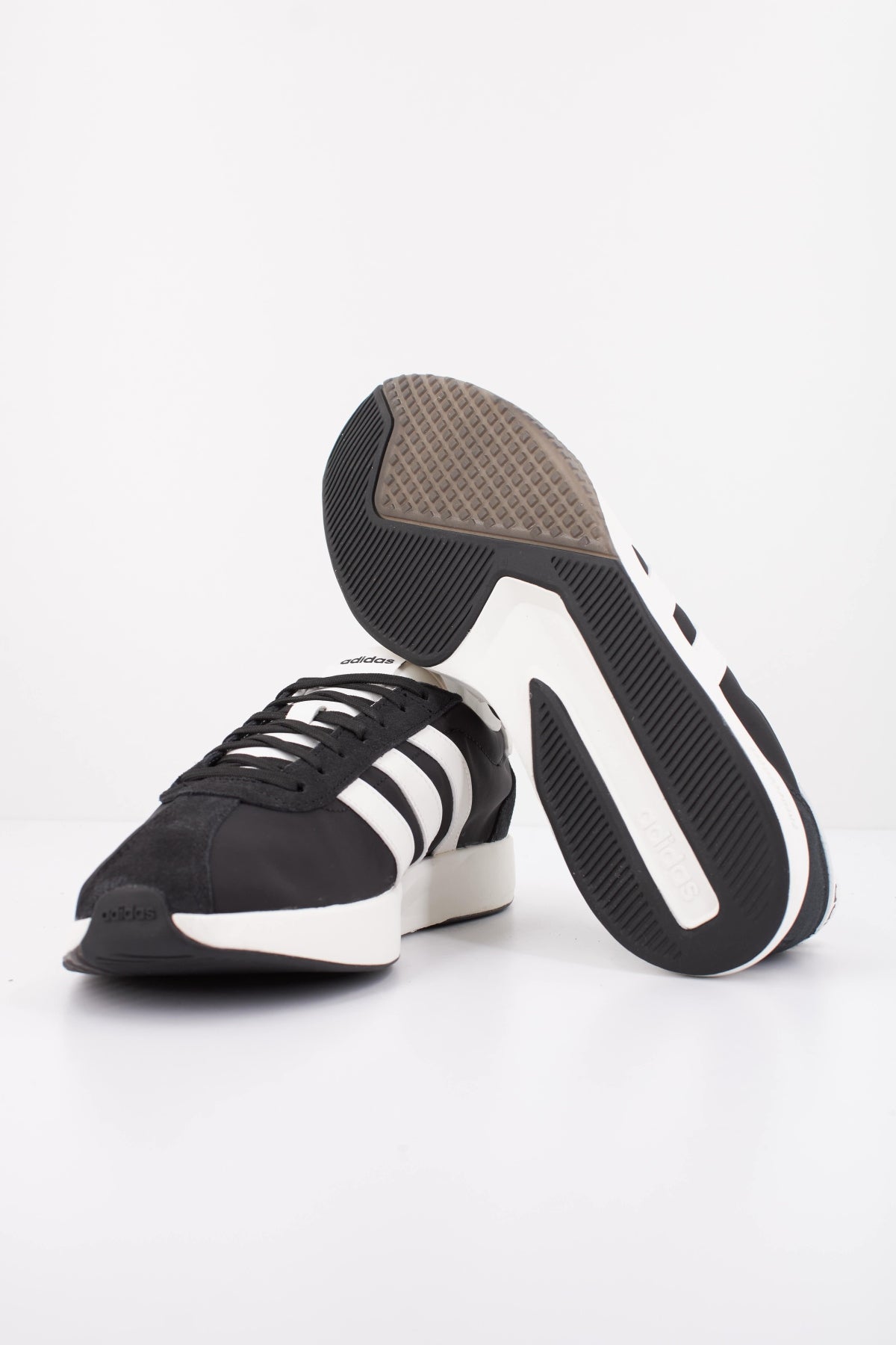 ADIDAS RUN en color NEGRO (5)