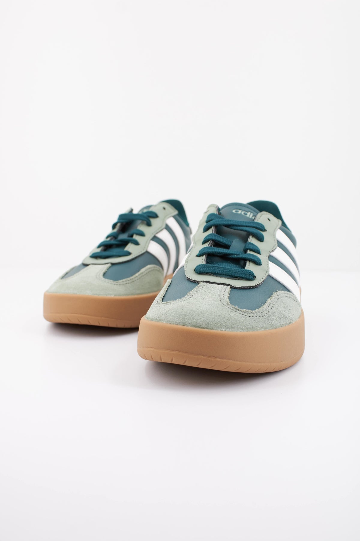 ADIDAS BARREDA en color VERDE (2)