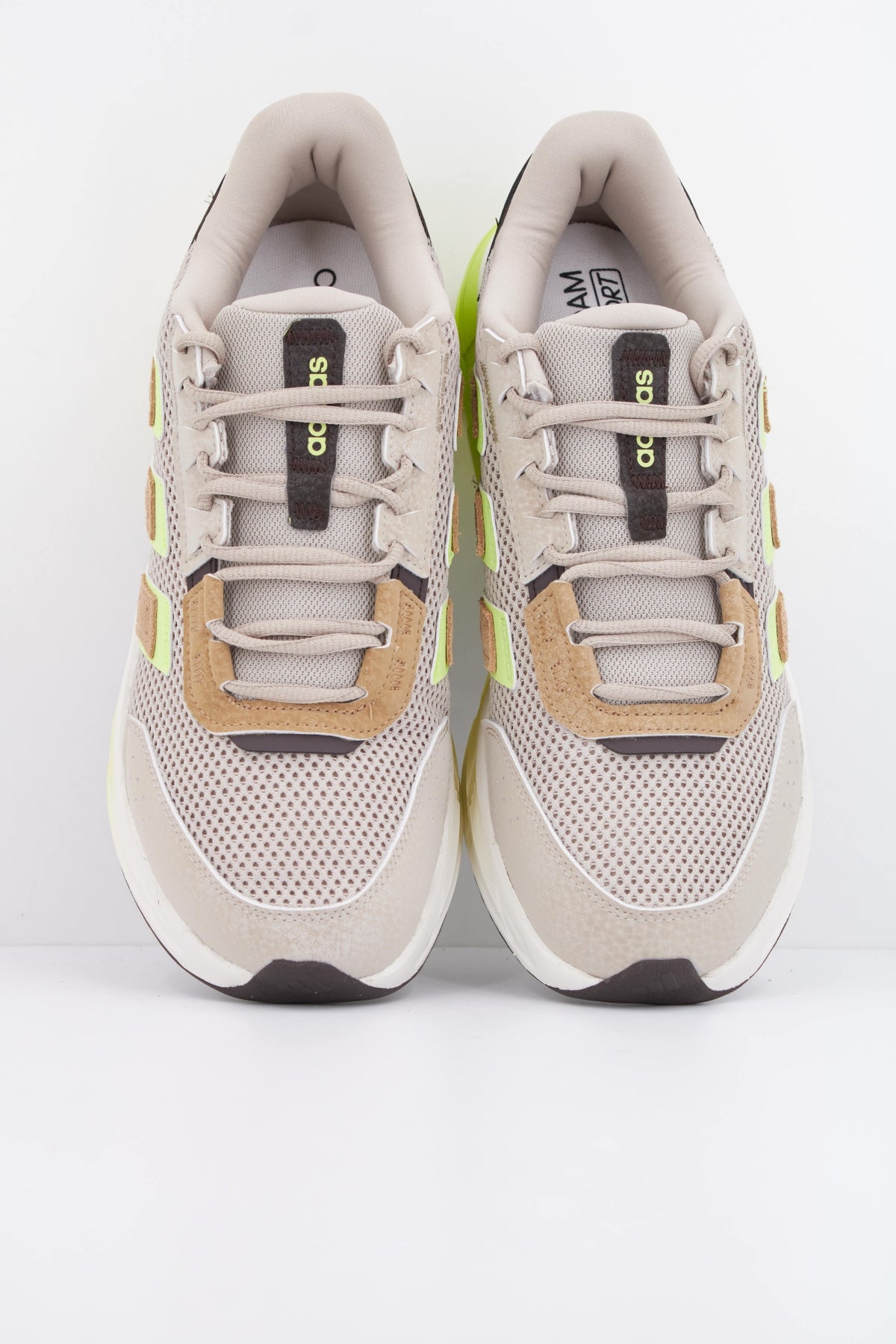 ADIDAS ASTRASTAR en color BEIS (3)