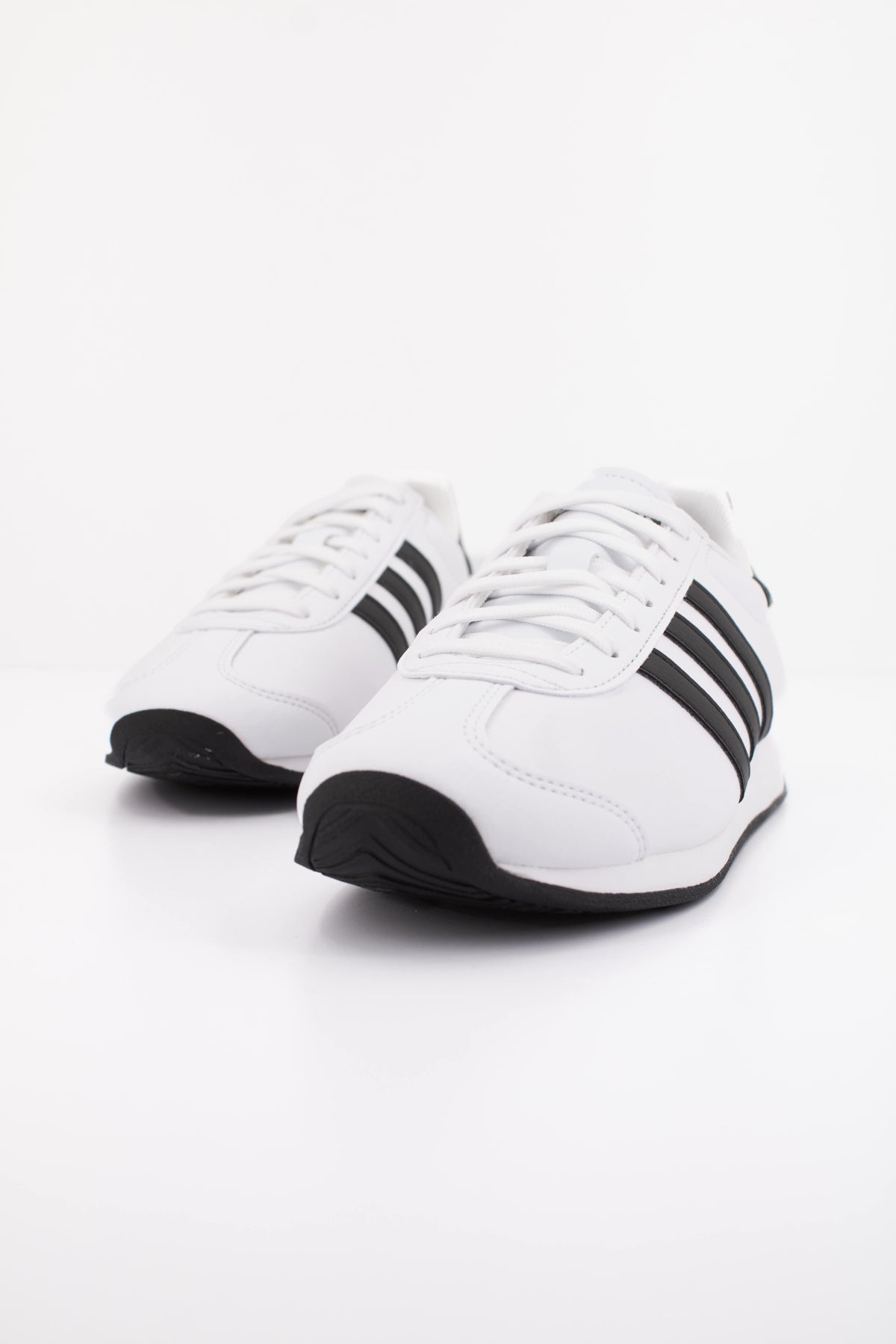 ADIDAS RUNVISTA en color BLANCO (2)