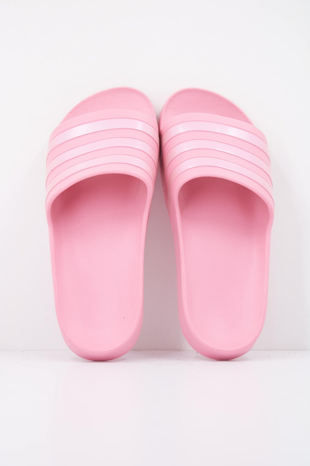 ADIDAS ADILETTE AQUA en color ROSA (3)