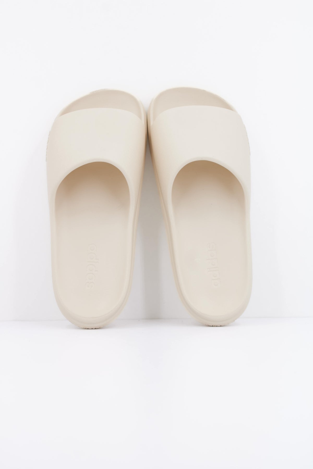 ADIDAS ADILETTE LUMIA en color BEIS (3)