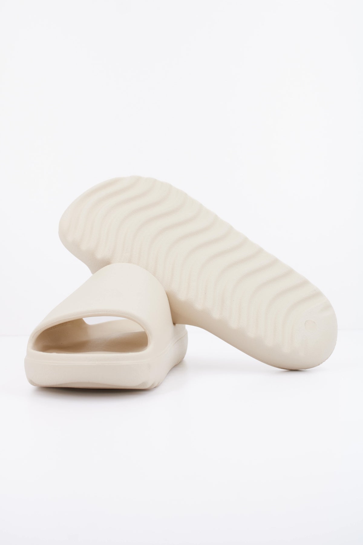 ADIDAS ADILETTE LUMIA en color BEIS (5)
