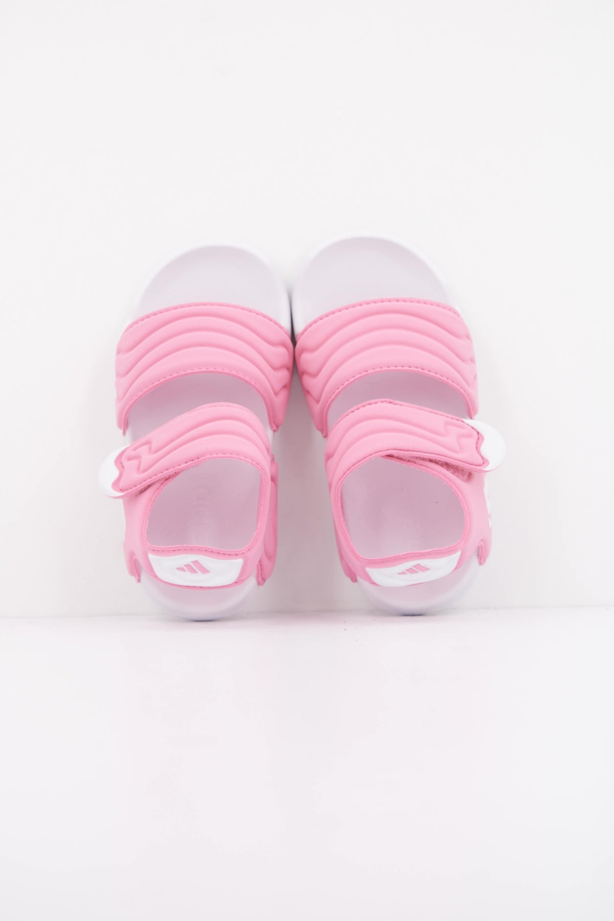 ADIDAS HQ SANDALIA ADILETTE en color ROSA (3)