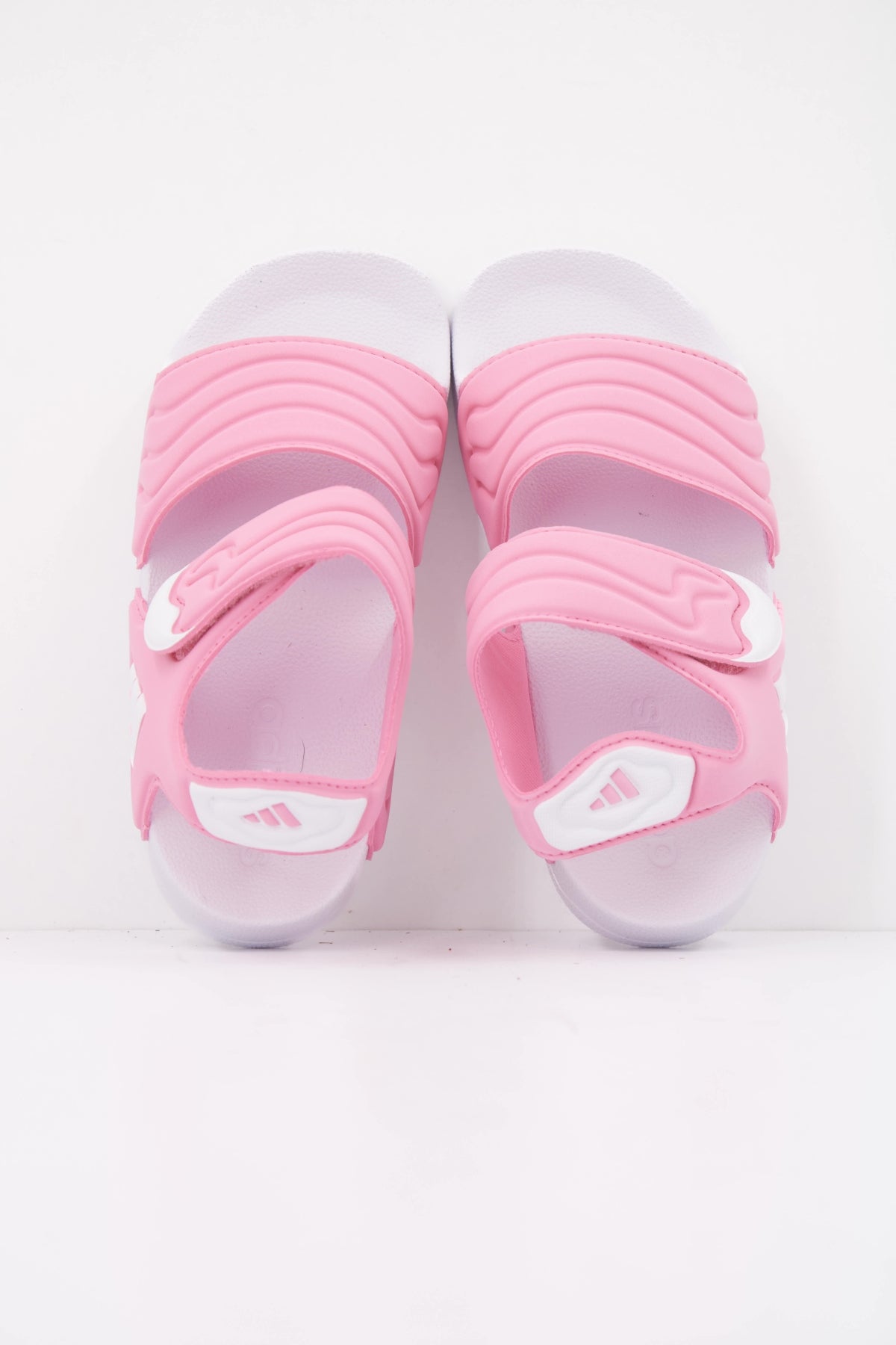 ADIDAS ADILETTE SANDAL K en color ROSA (3)