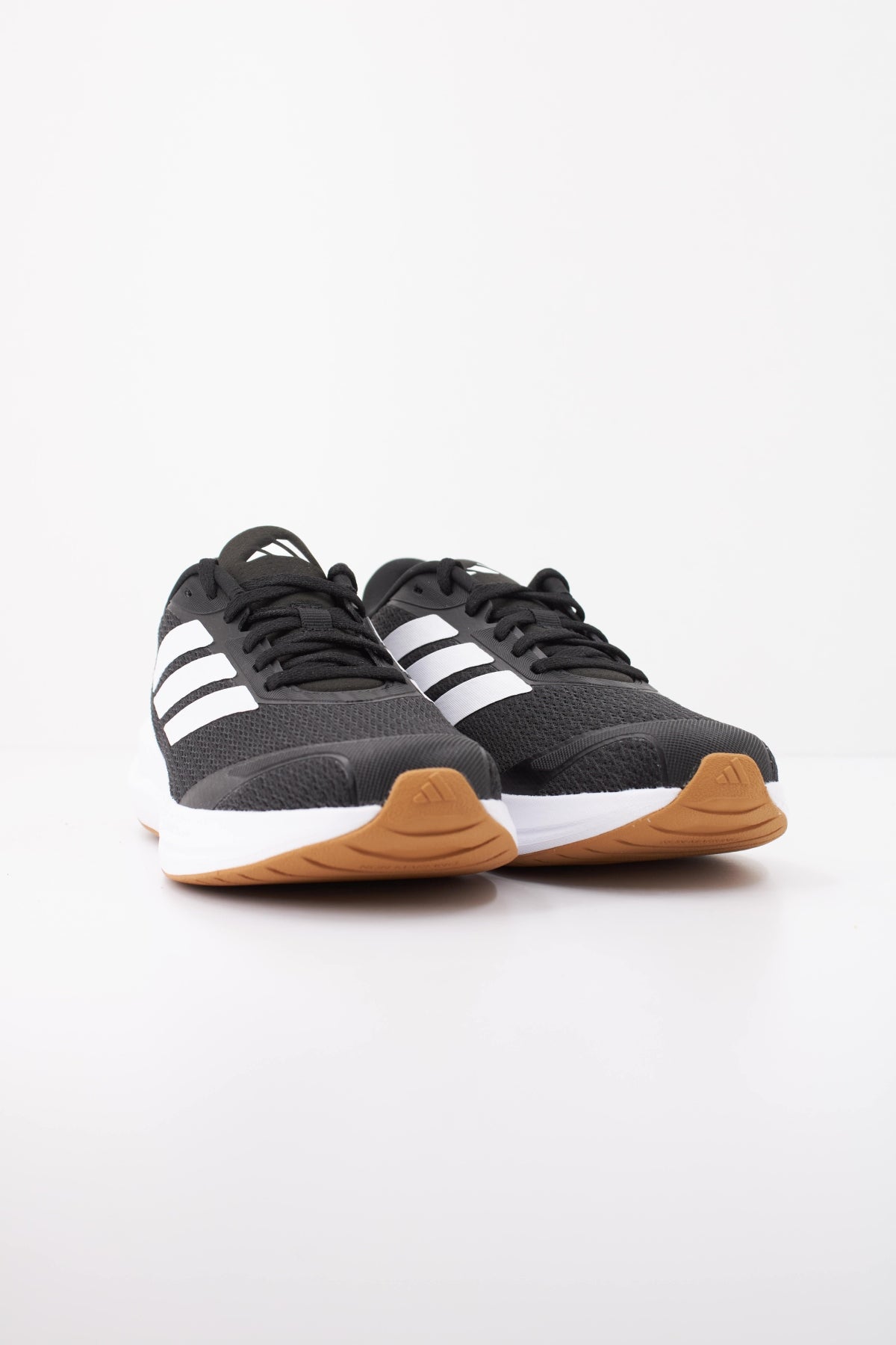 ADIDAS RUNFALCON J en color NEGRO (2)